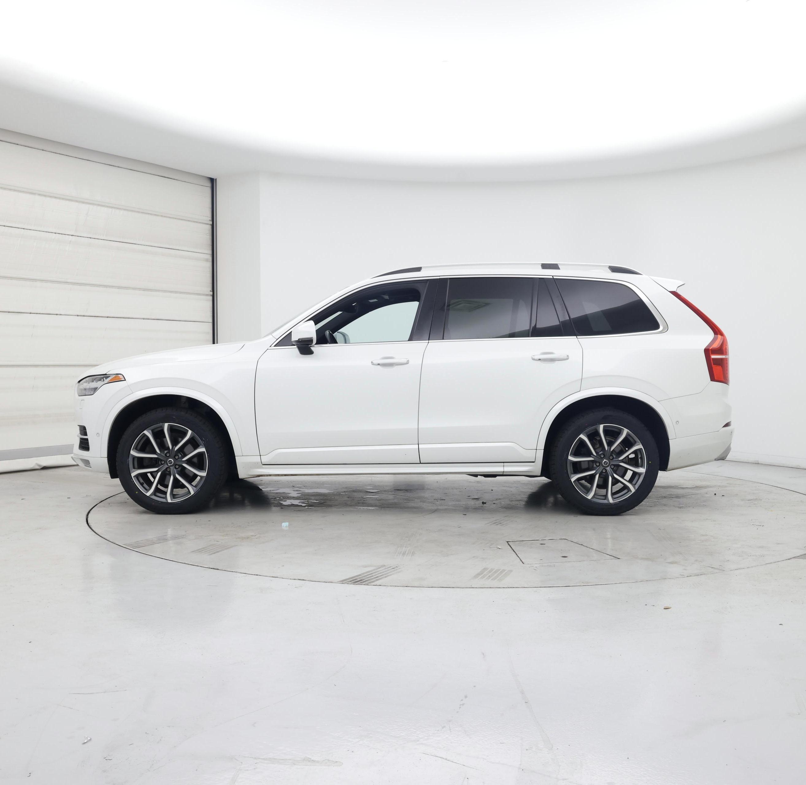 Thumbnail: 2019 Volvo XC90 - 3
