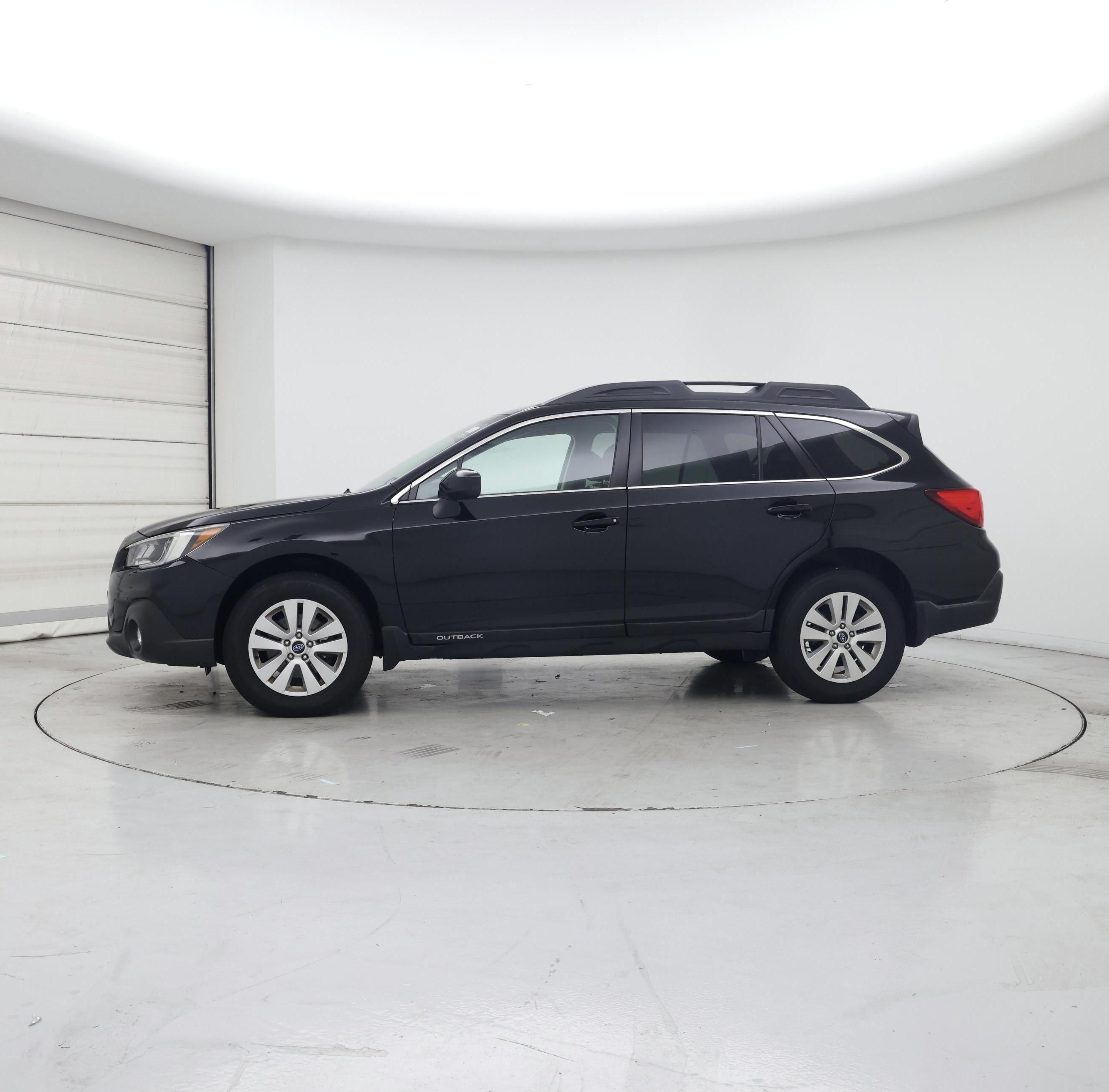 Thumbnail: 2019 Subaru Outback - 3
