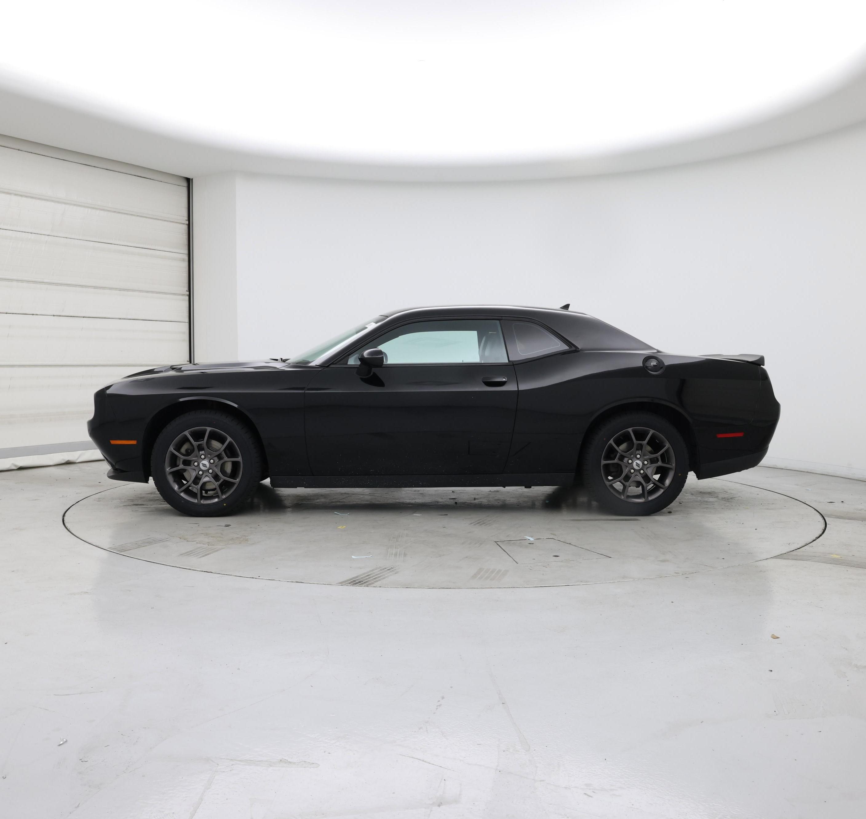 Thumbnail: 2018 Dodge Challenger - 3