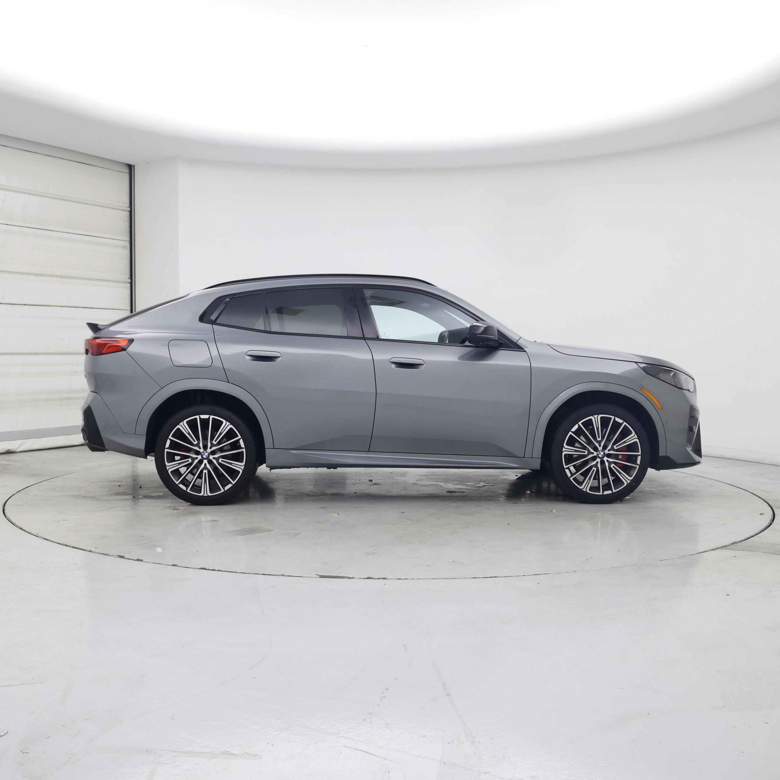 Thumbnail: 2024 BMW X2 - 7