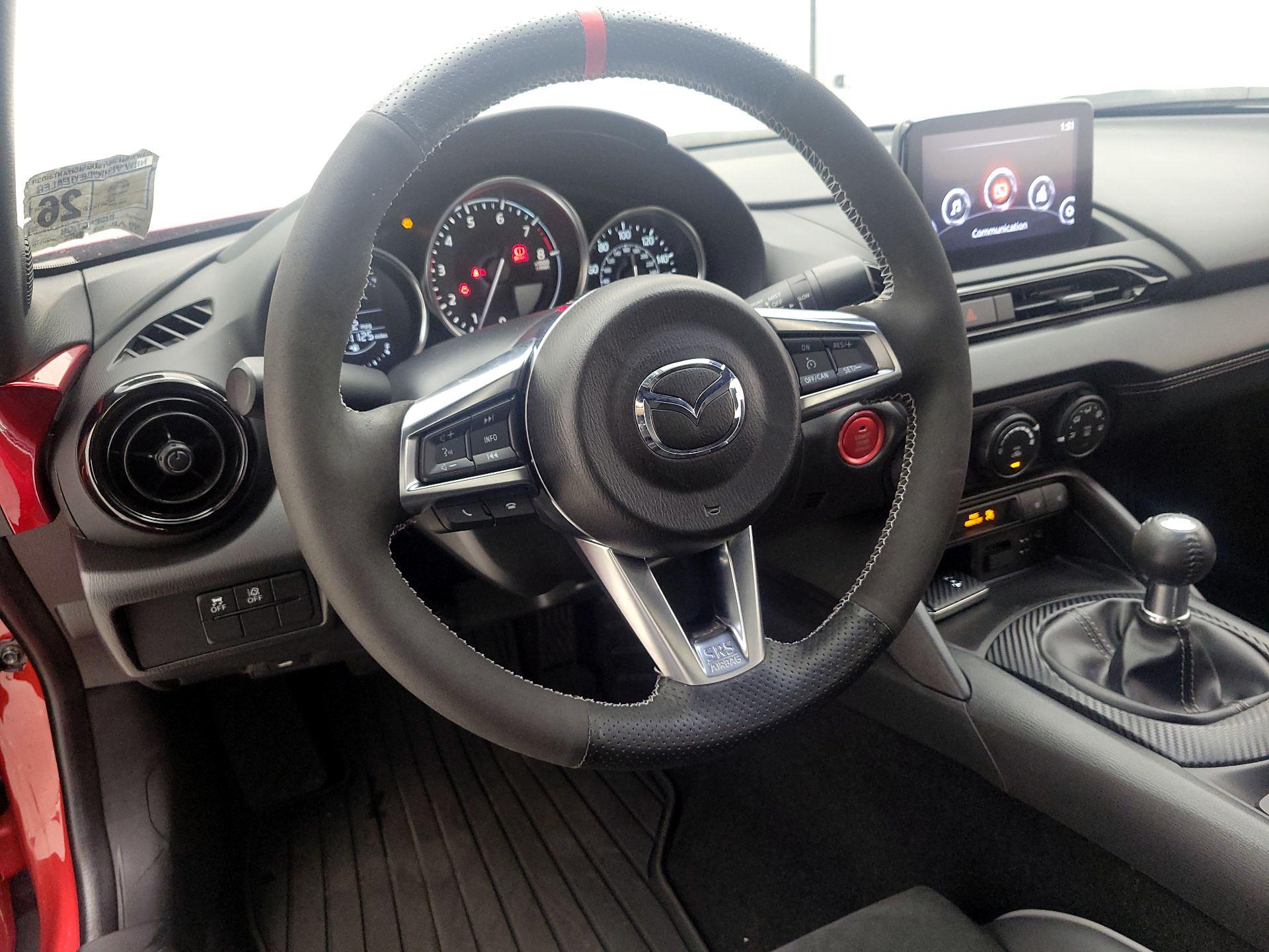 Thumbnail: 2021 Mazda MX-5 Miata - 10