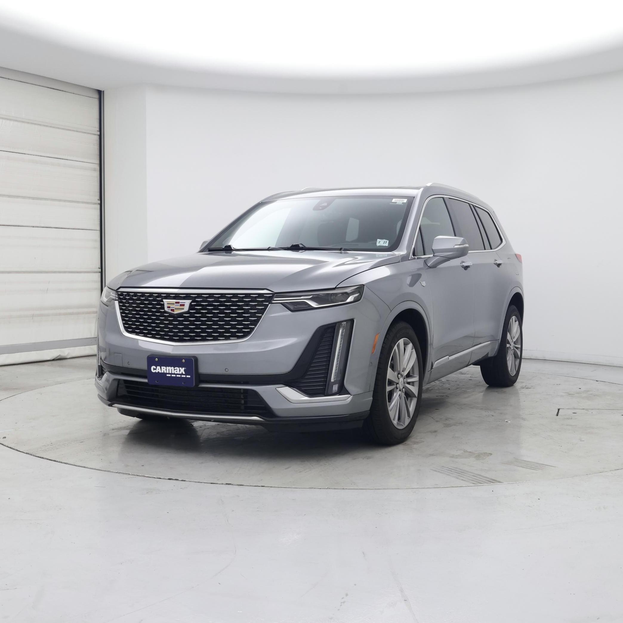 Thumbnail: 2023 Cadillac XT6 - 4