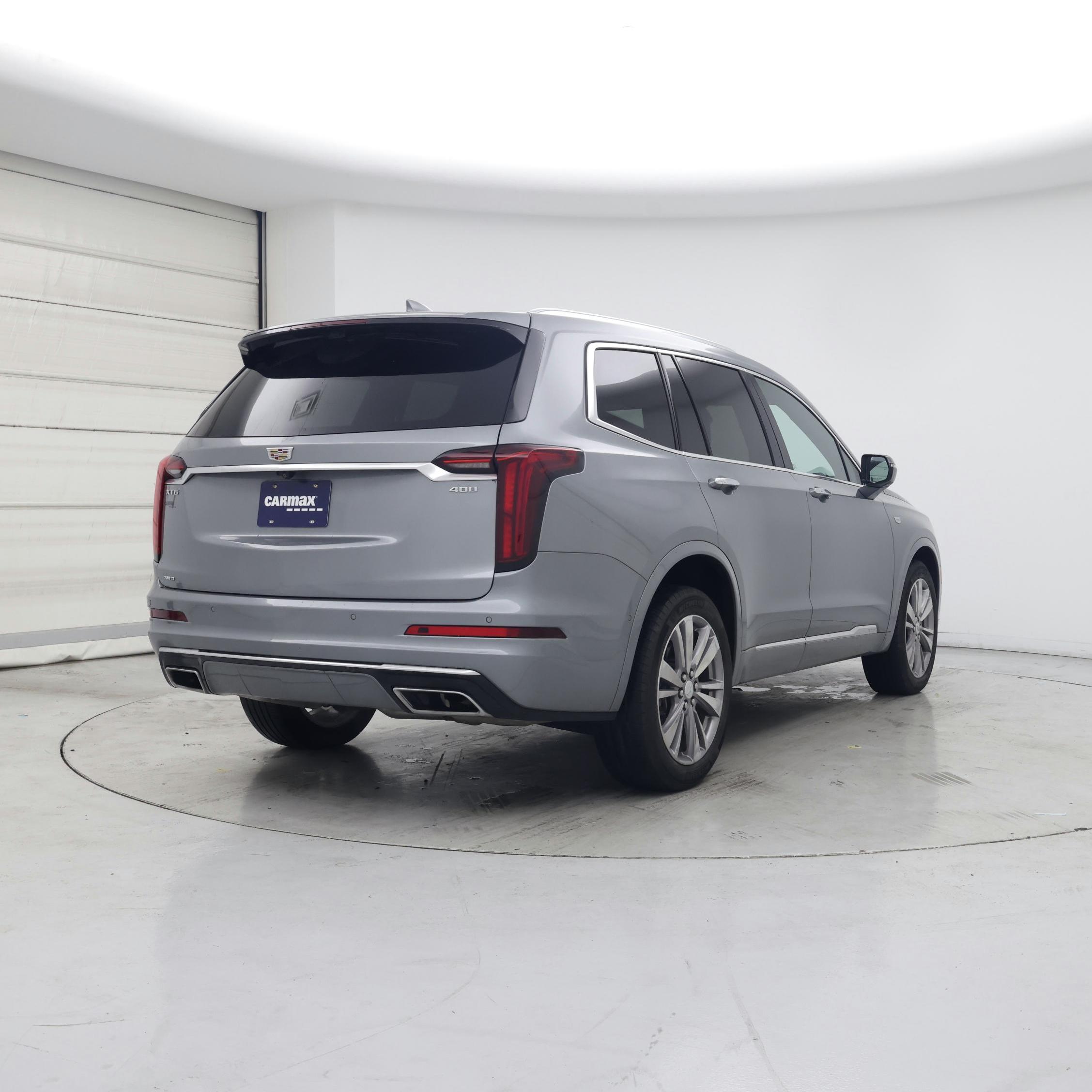 Thumbnail: 2023 Cadillac XT6 - 8
