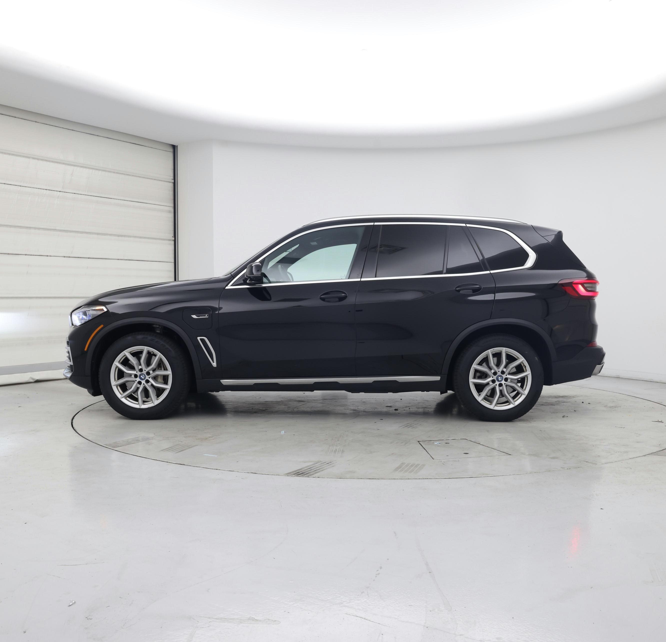 Thumbnail: 2023 BMW X5 - 3