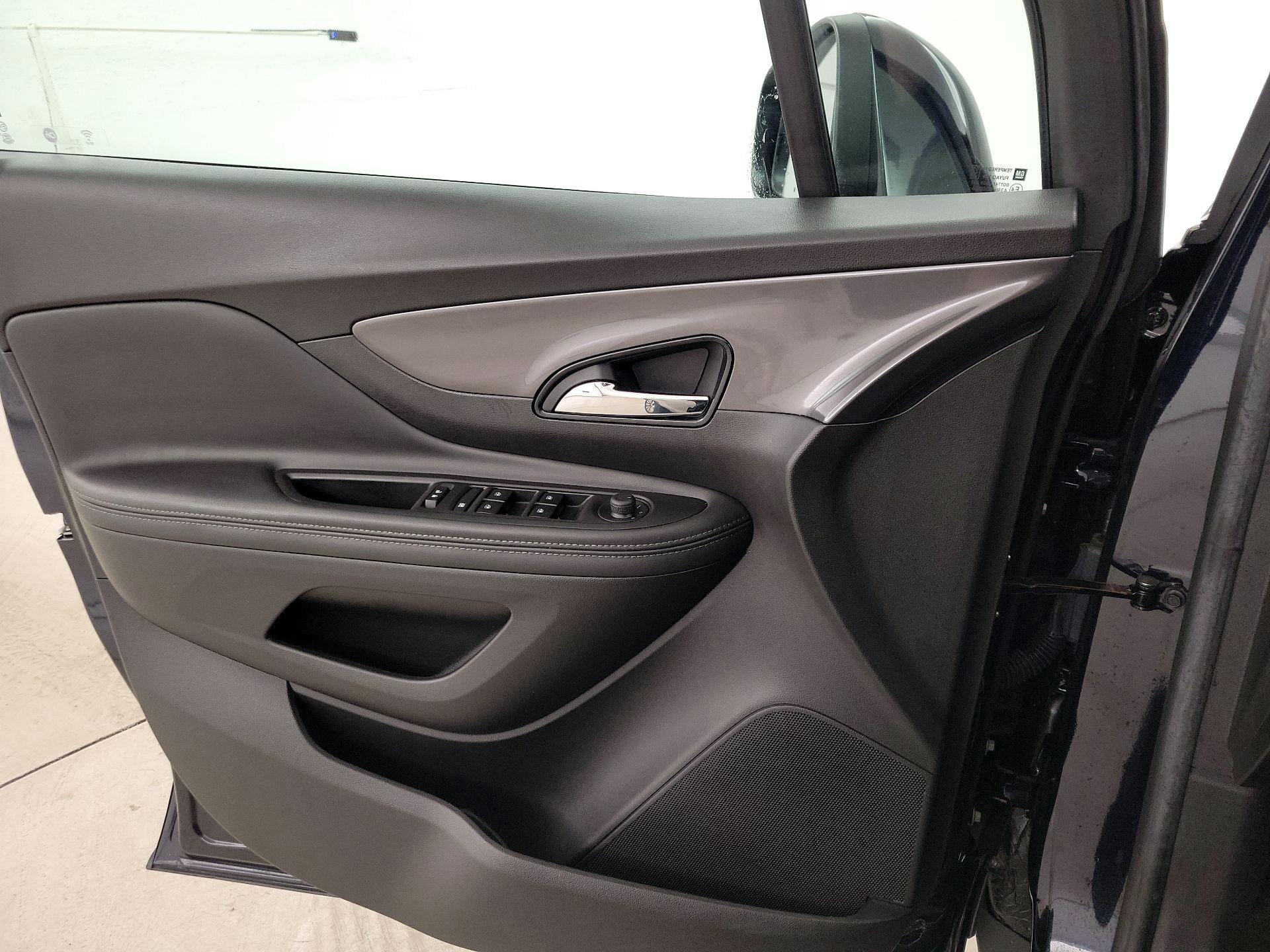 Thumbnail: 2021 Buick Encore - 12
