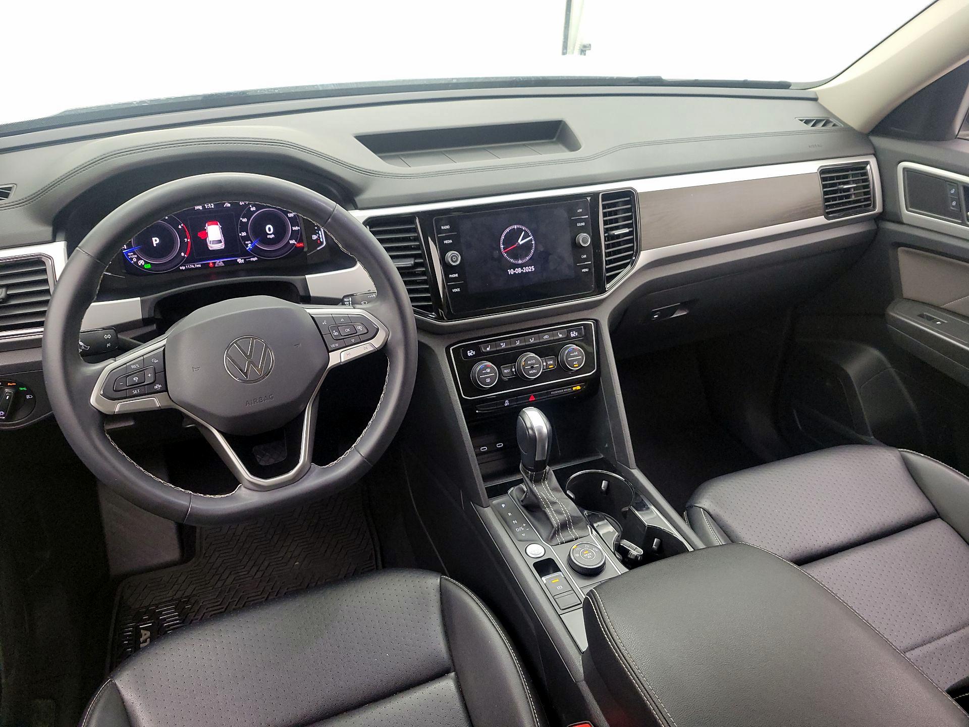 Thumbnail: 2022 Volkswagen Atlas - 9