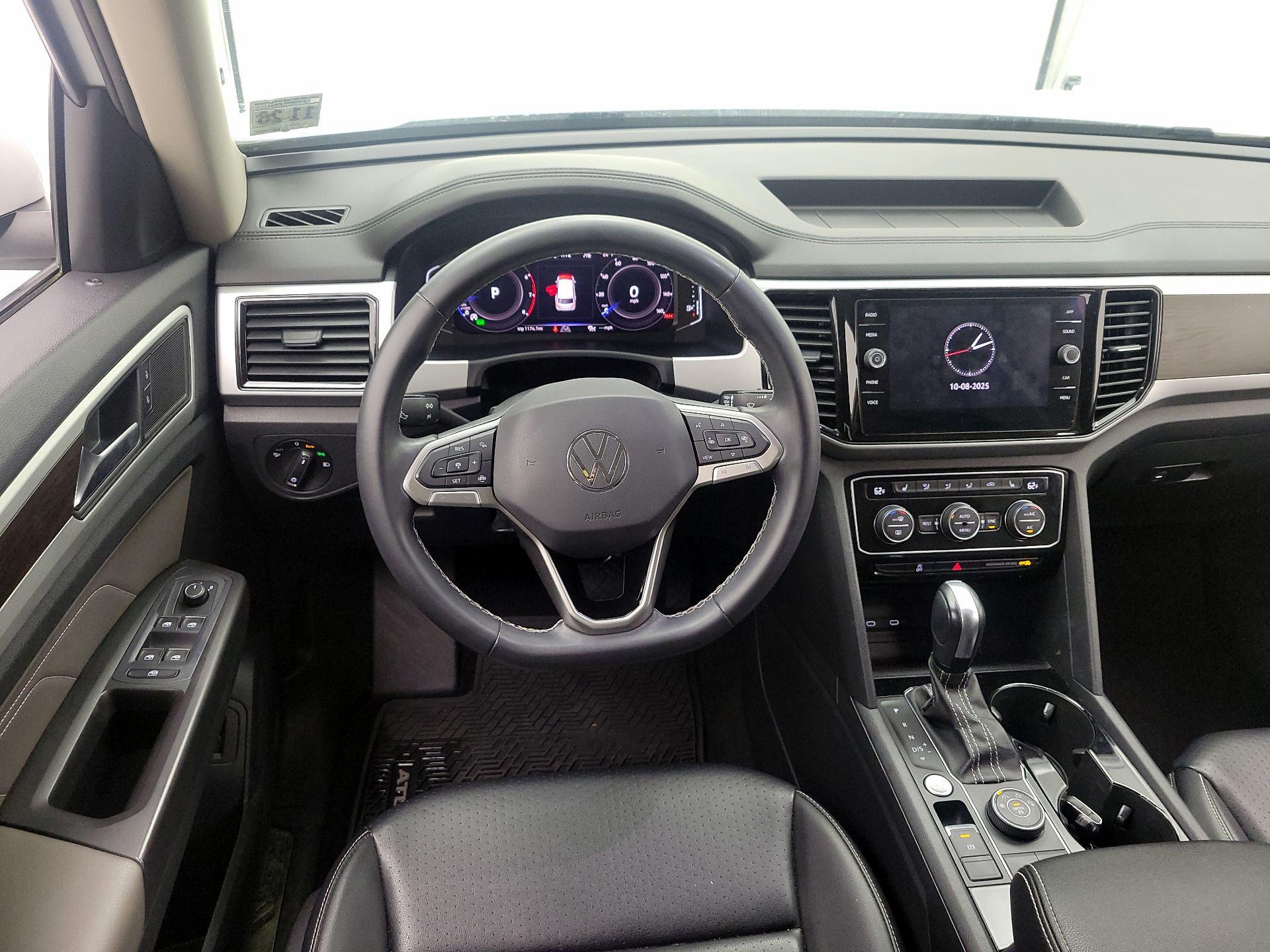 Thumbnail: 2022 Volkswagen Atlas - 10