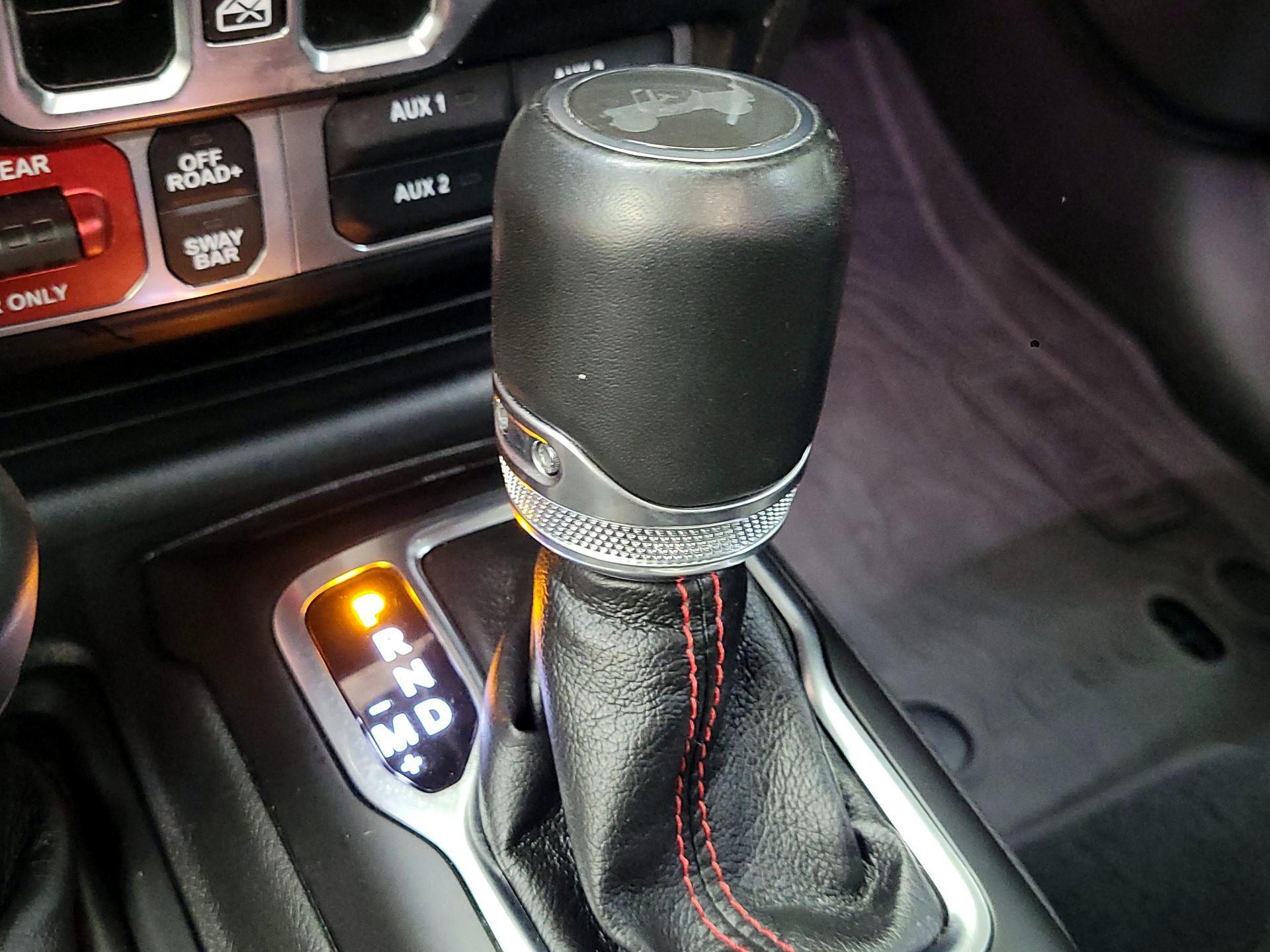 Thumbnail: 2022 Jeep Wrangler - 18