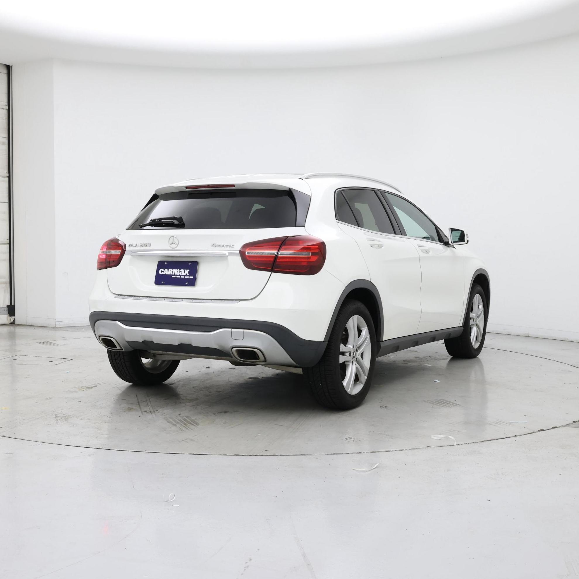 Thumbnail: 2018 Mercedes-Benz GLA - 8
