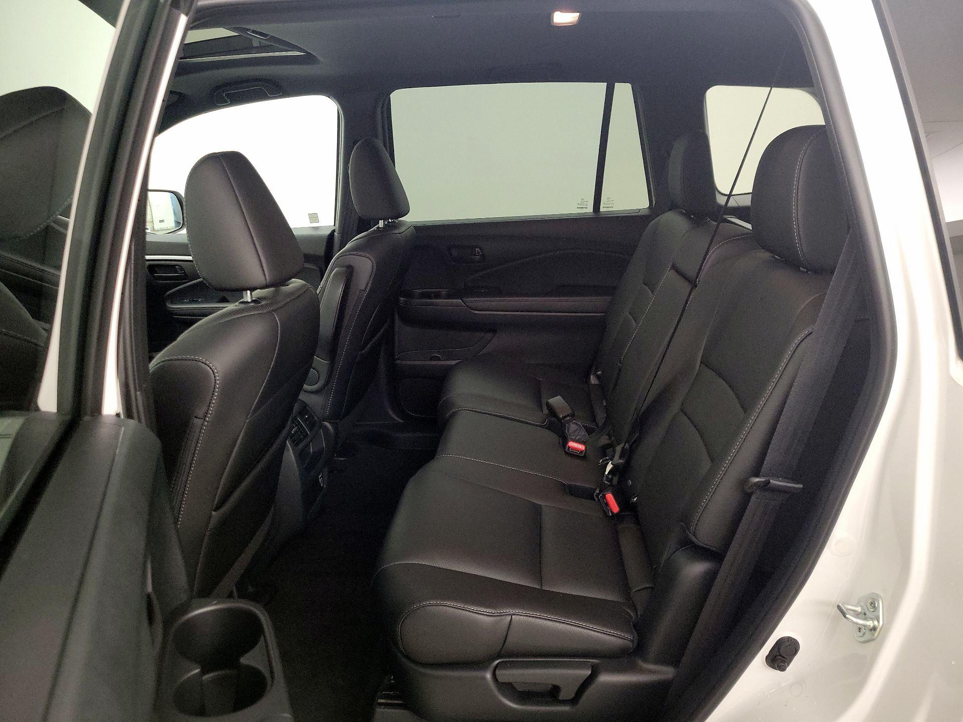 Thumbnail: 2023 Honda Passport - 20