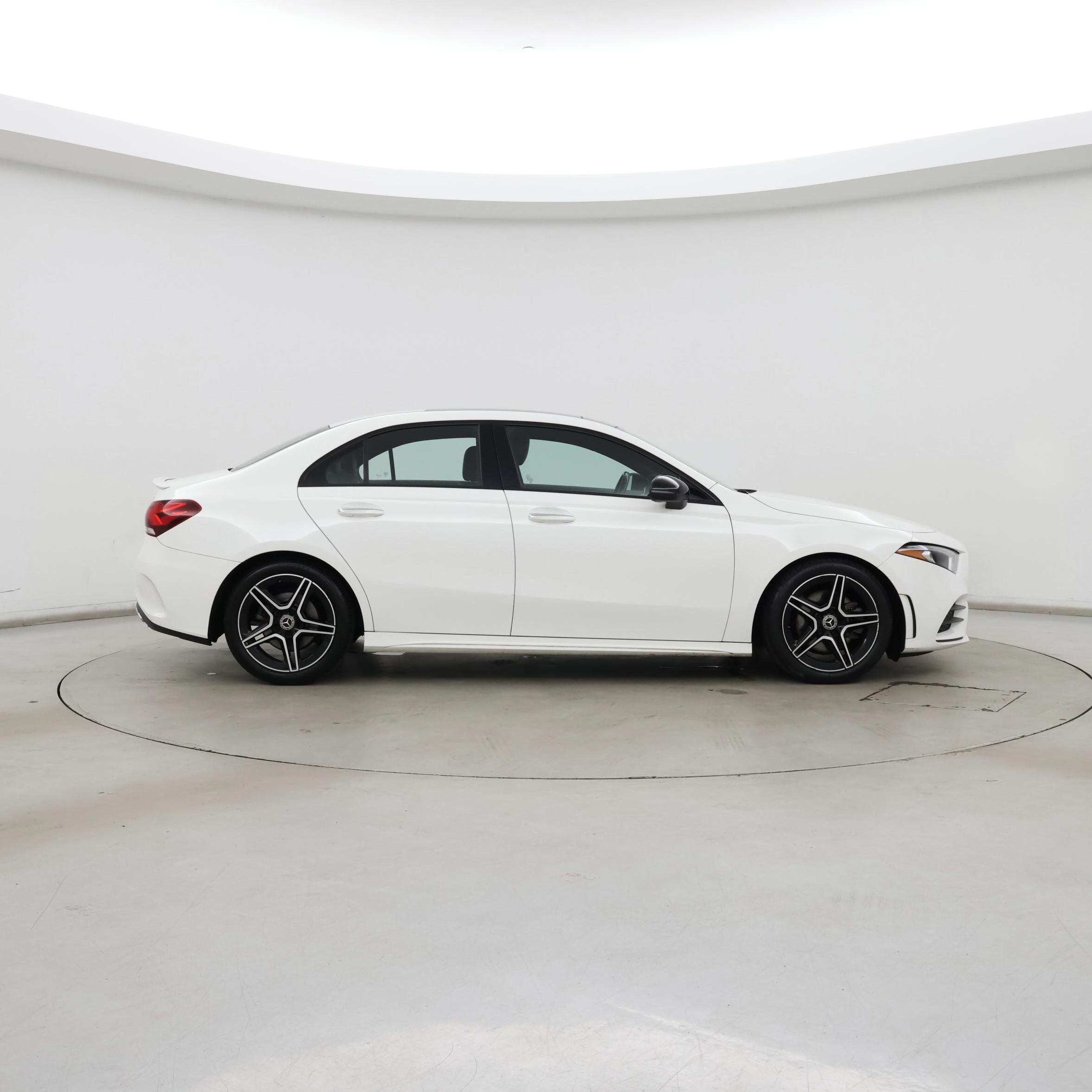Thumbnail: 2021 Mercedes-Benz A-Class - 7