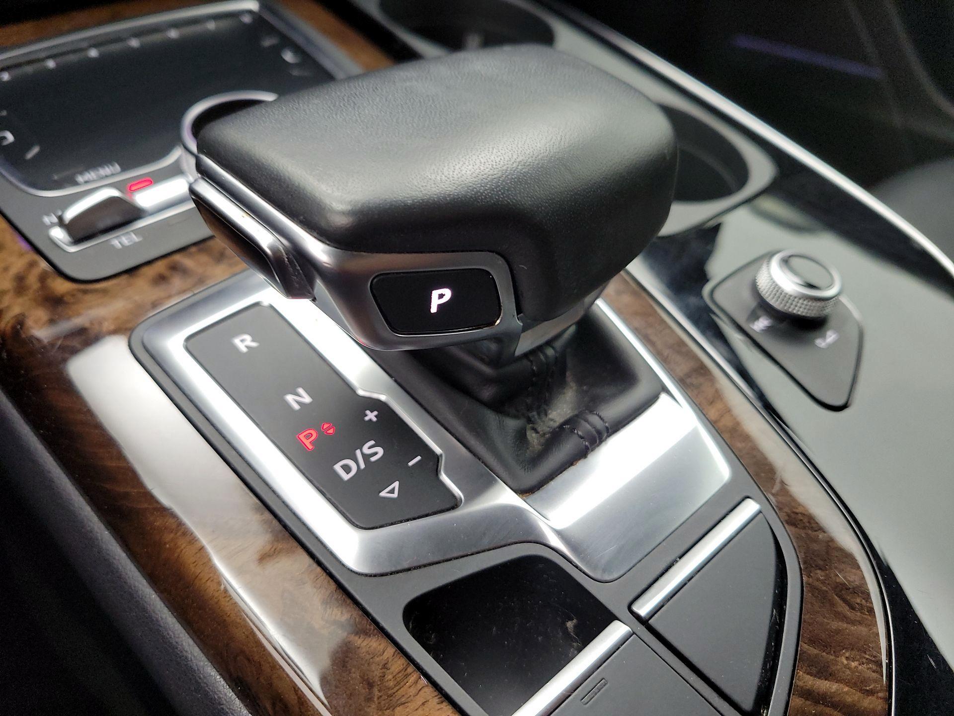 Thumbnail: 2018 Audi Q7 - 18