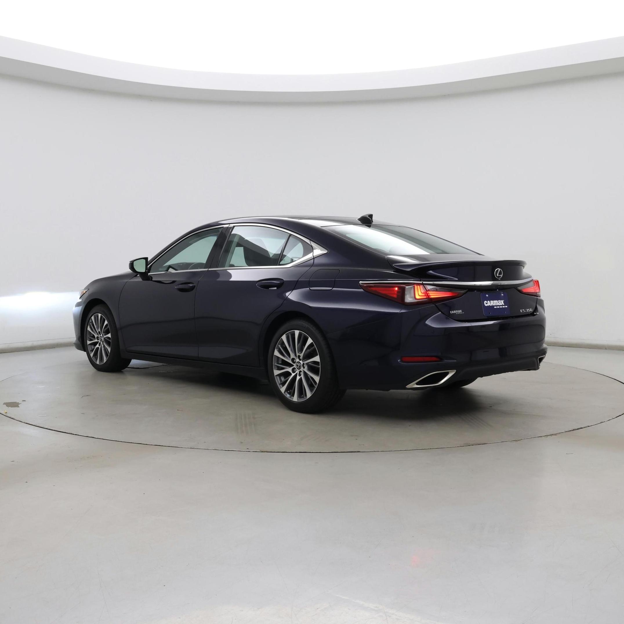Thumbnail: 2021 Lexus ES - 2