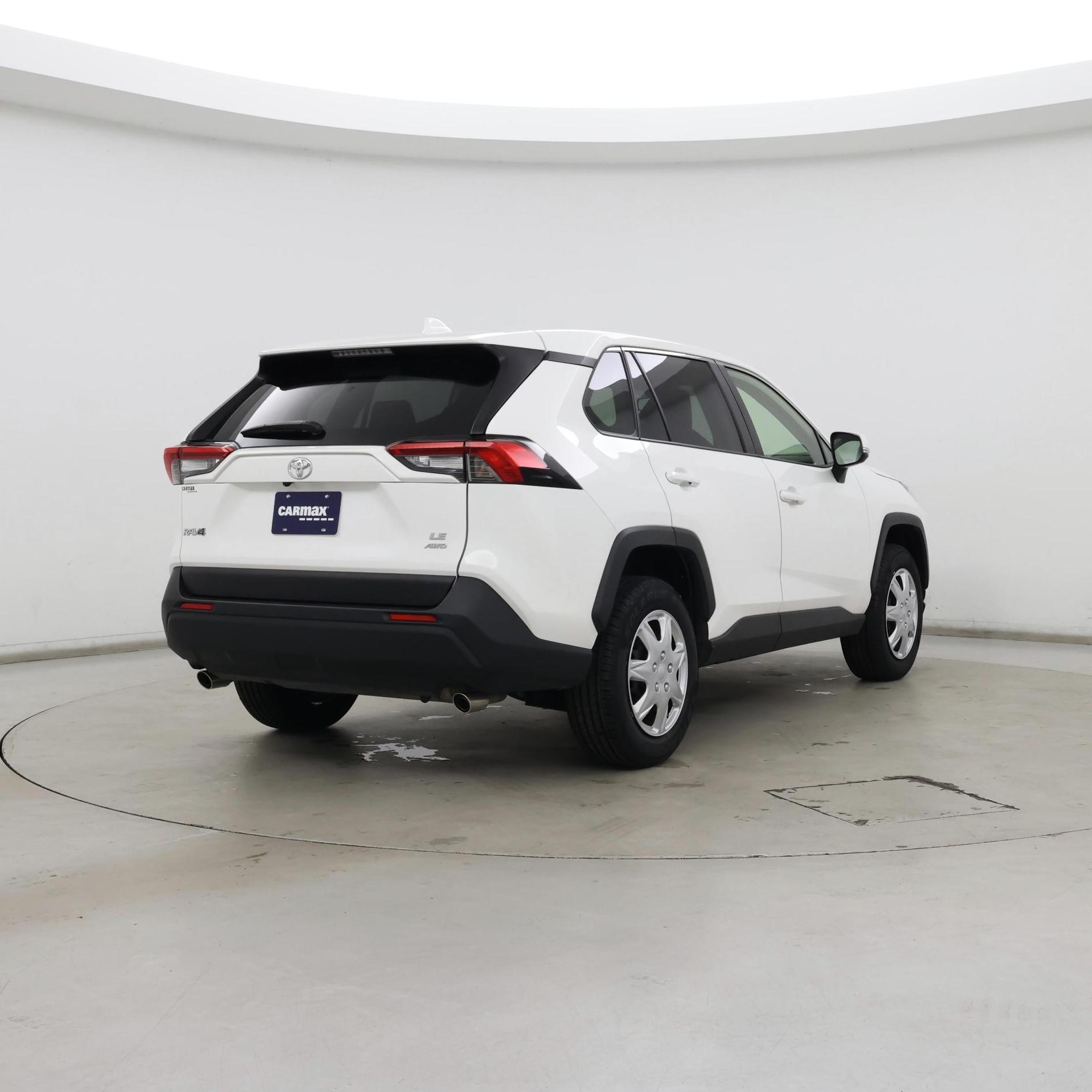 Thumbnail: 2023 Toyota RAV4 - 8