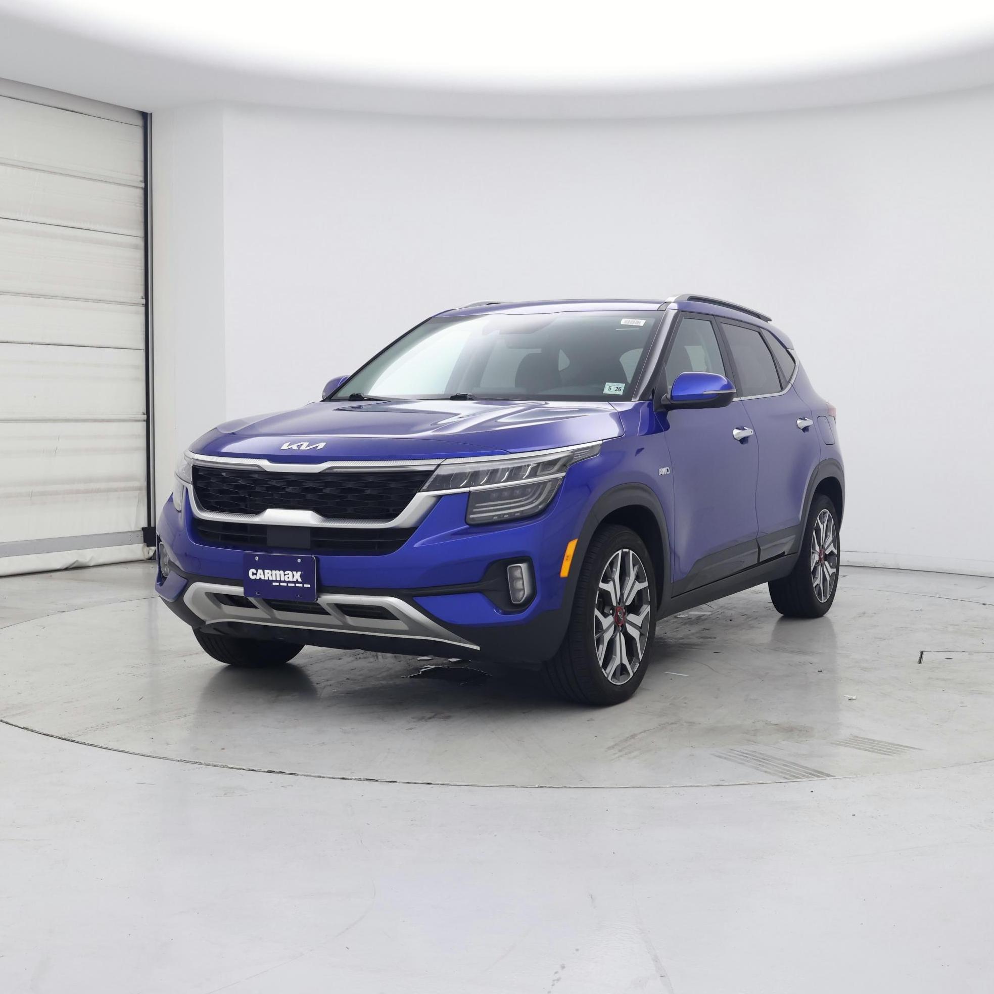 Thumbnail: 2022 Kia Seltos - 4