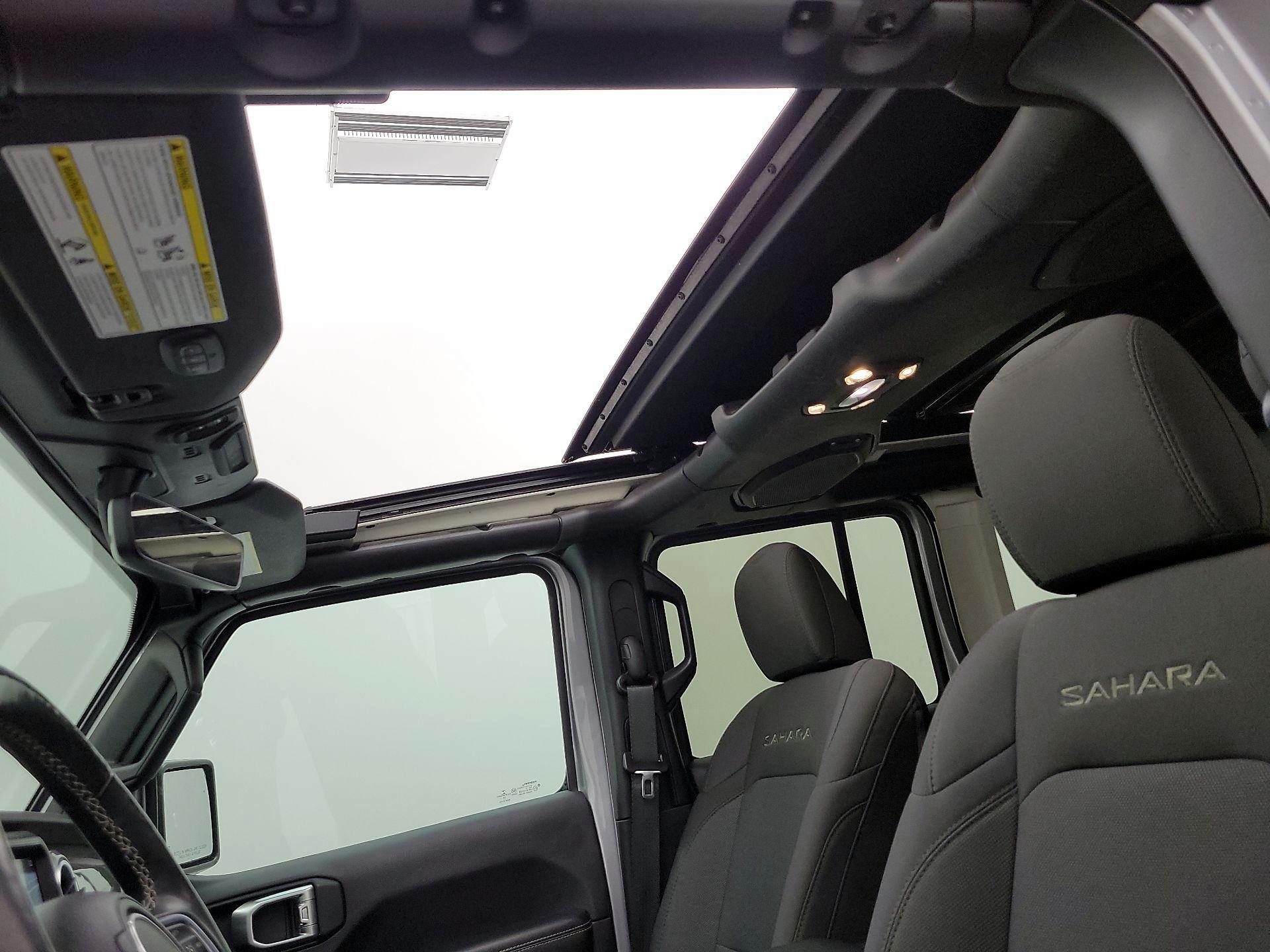 Thumbnail: 2020 Jeep Wrangler - 20