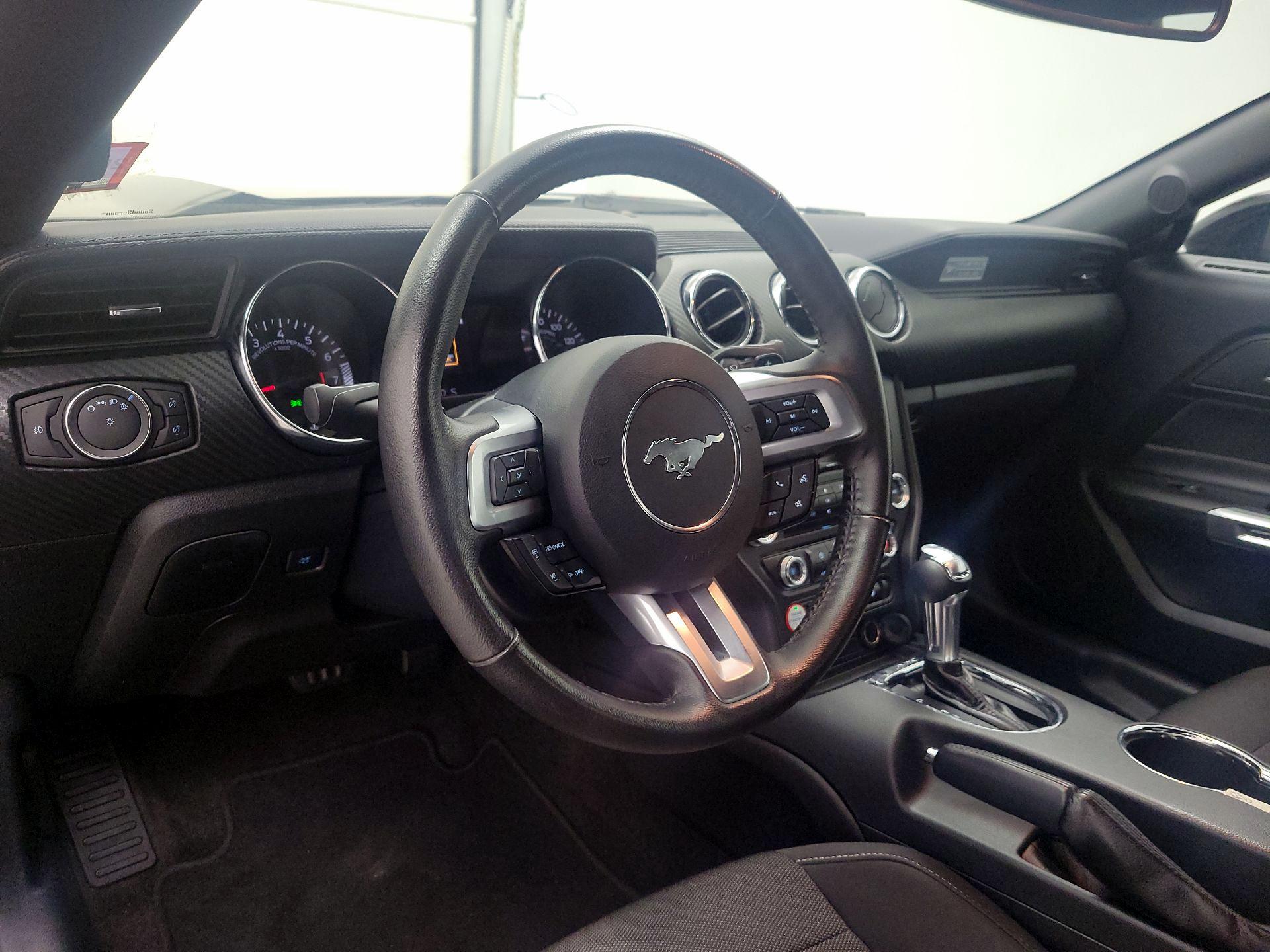 Thumbnail: 2016 Ford Mustang - 9