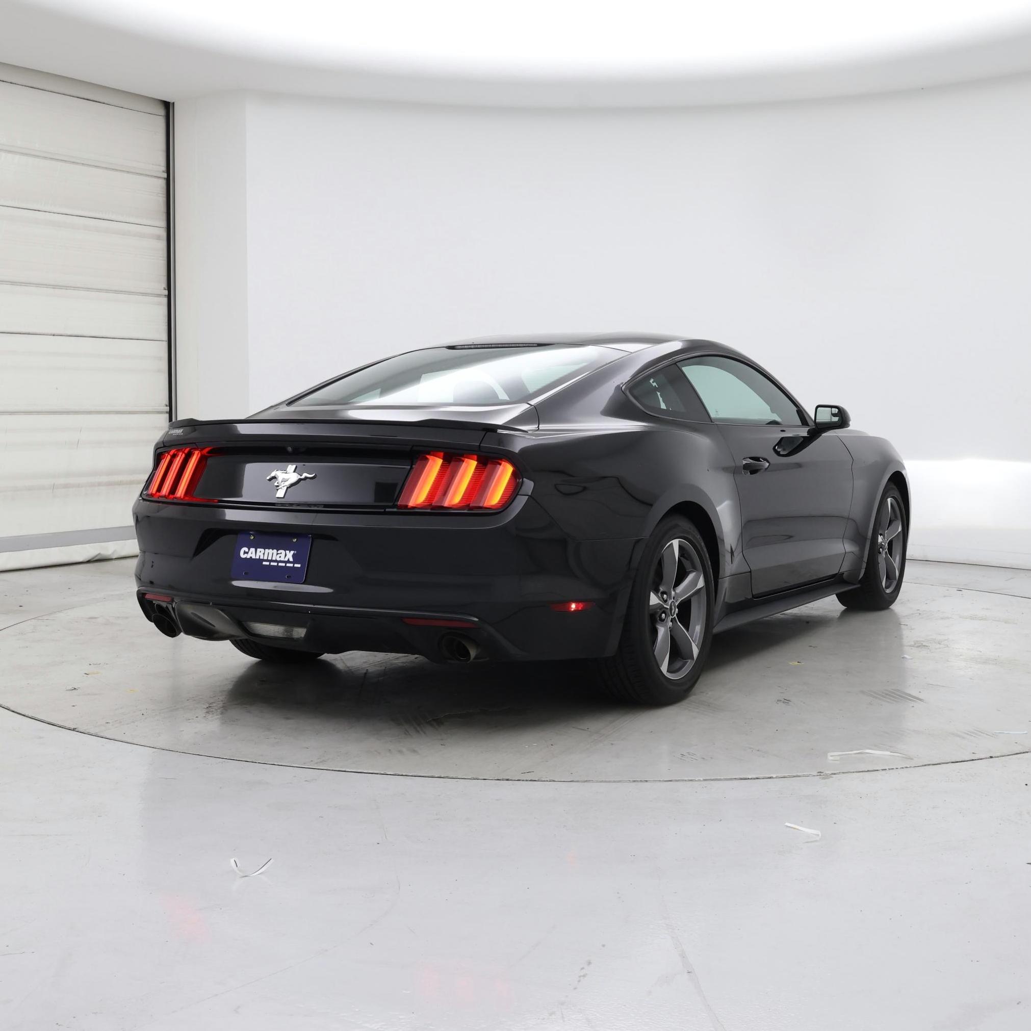 Thumbnail: 2016 Ford Mustang - 8