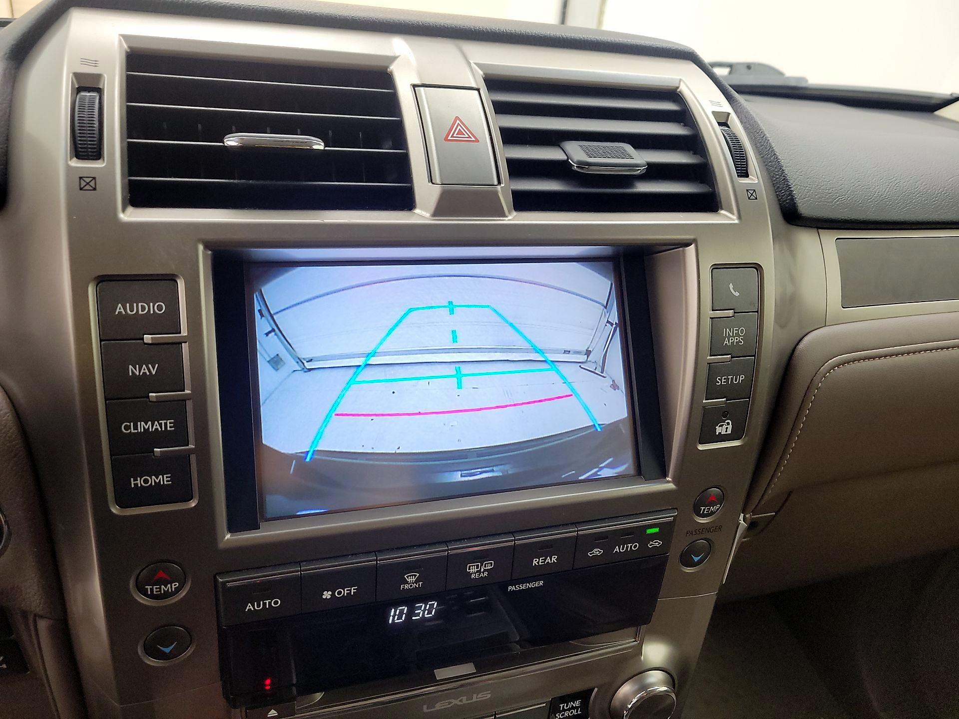 Thumbnail: 2014 Lexus GX - 15