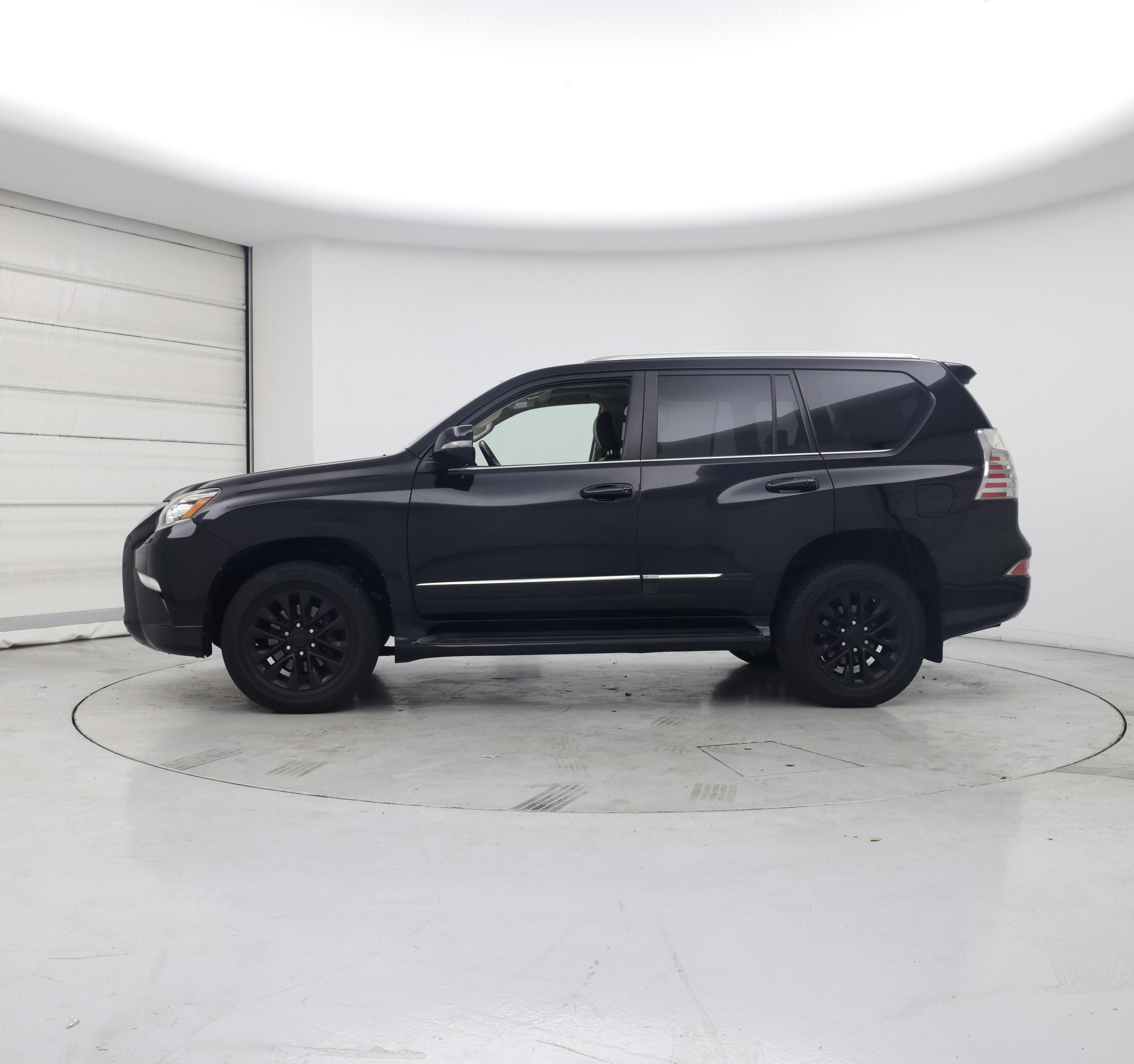Thumbnail: 2014 Lexus GX - 3