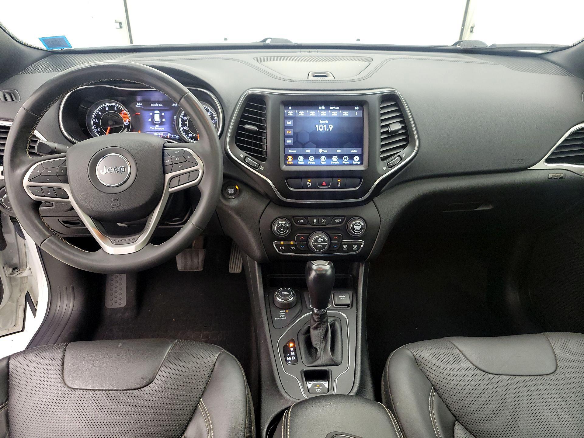 Thumbnail: 2021 Jeep Cherokee - 9