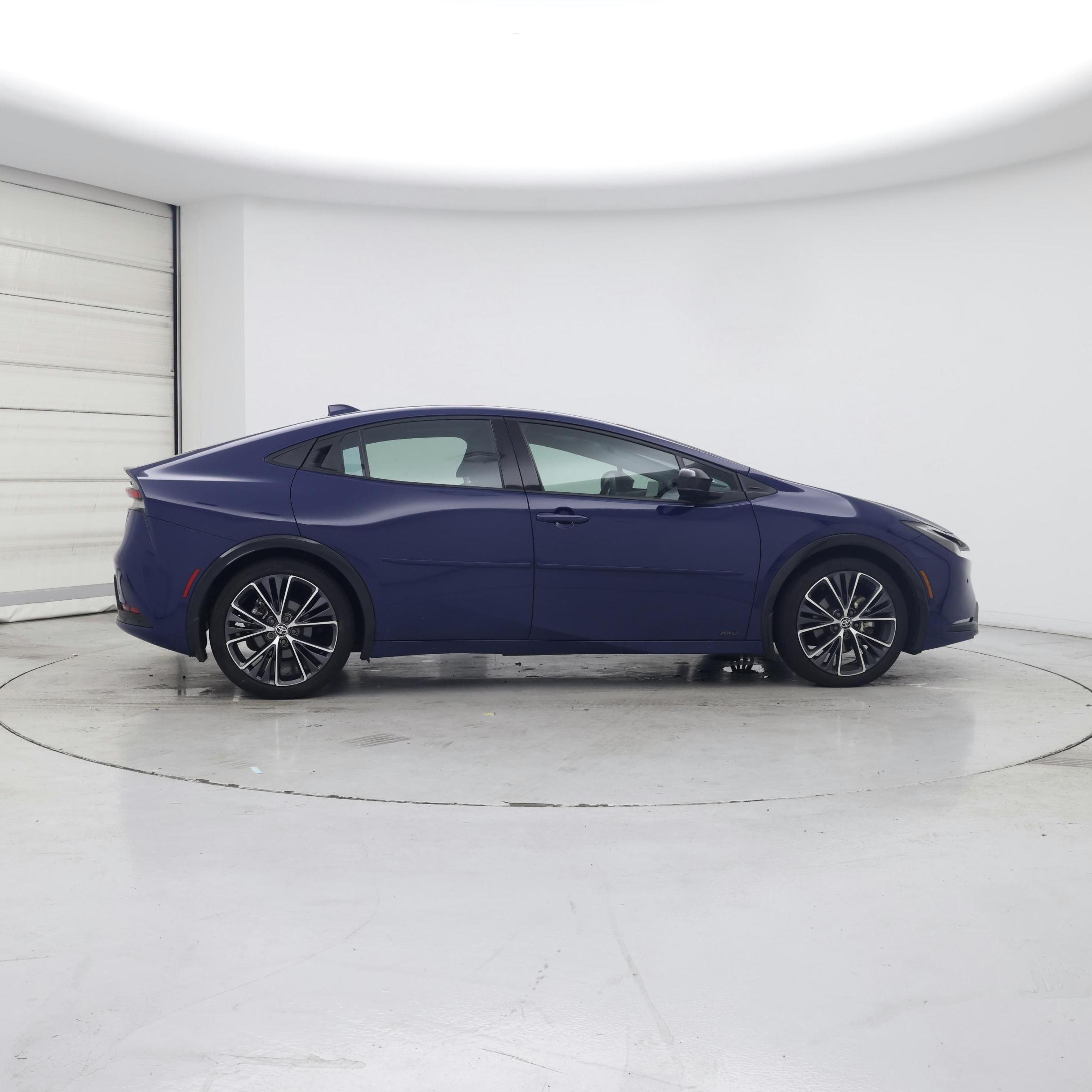 Thumbnail: 2023 Toyota Prius - 7