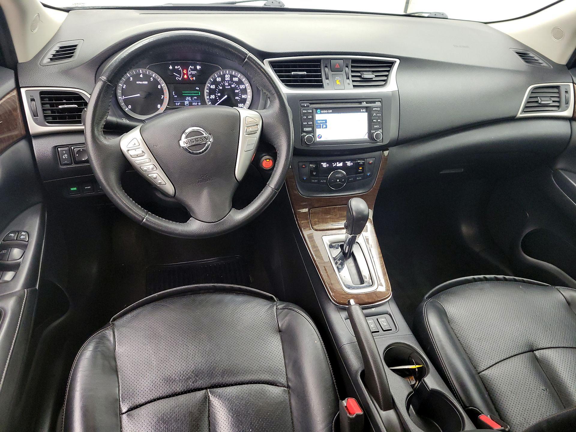 Thumbnail: 2015 Nissan Sentra - 9