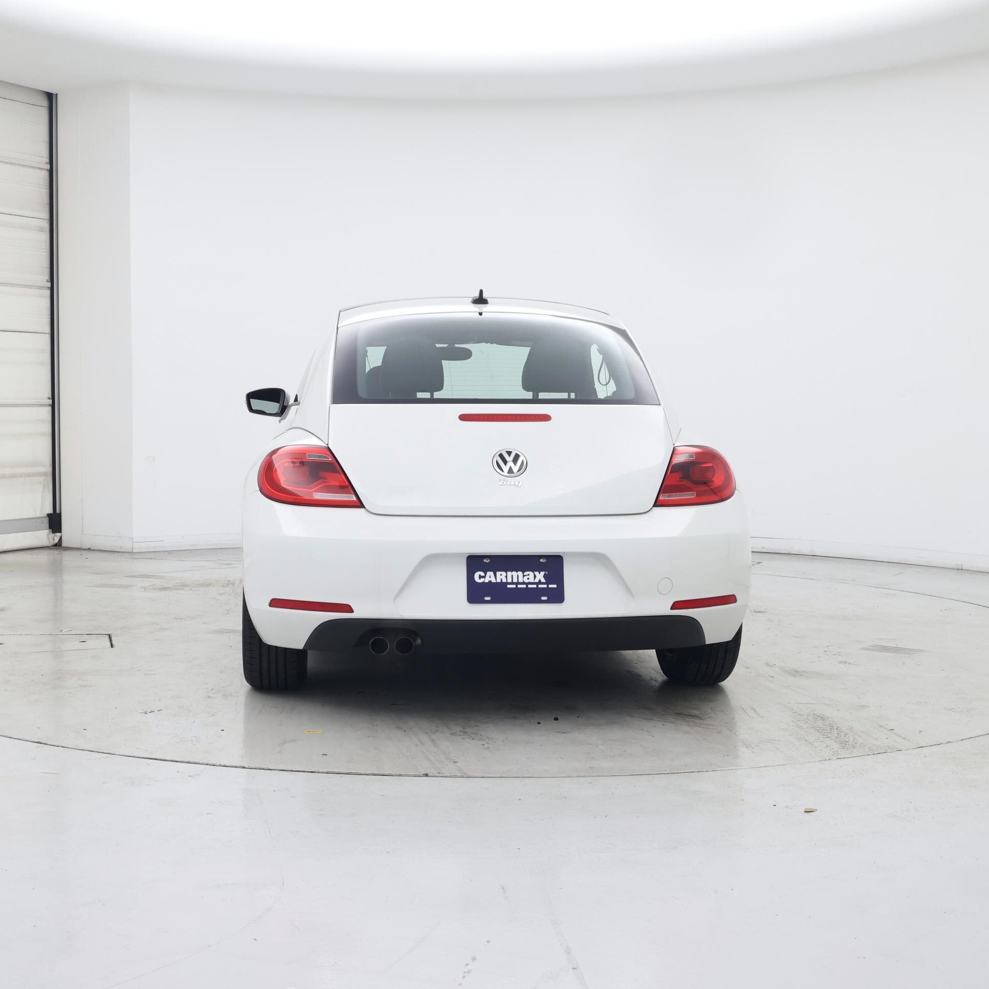 Thumbnail: 2015 Volkswagen Beetle - 6