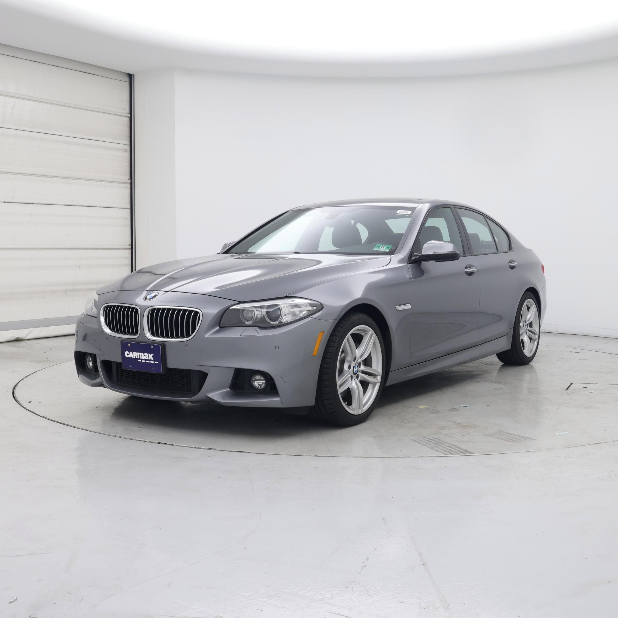 Thumbnail: 2015 BMW 5 Series - 4