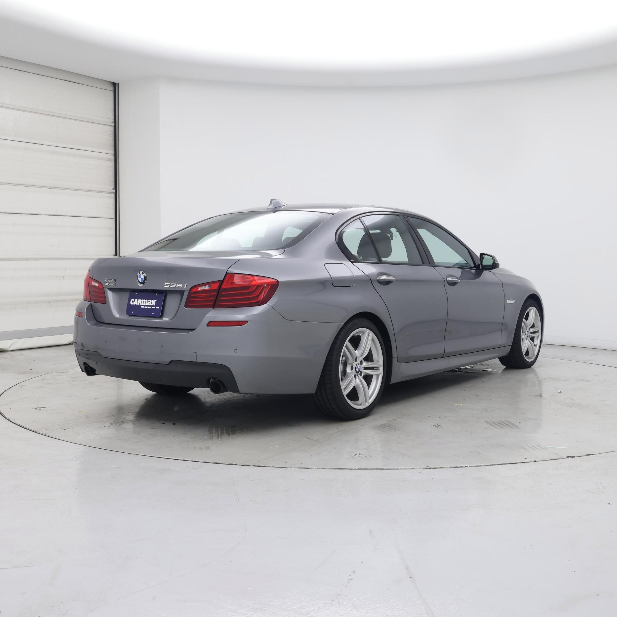 Thumbnail: 2015 BMW 5 Series - 8