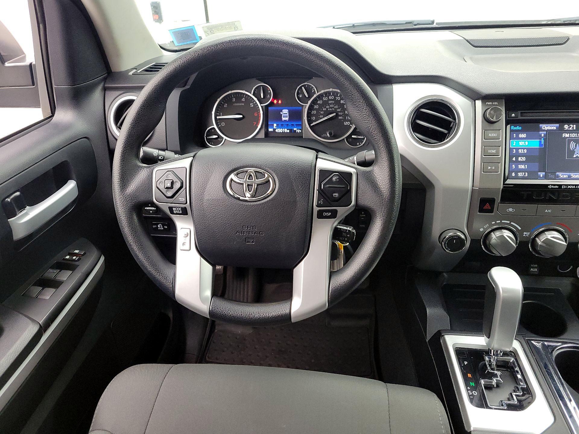 Thumbnail: 2017 Toyota Tundra - 10