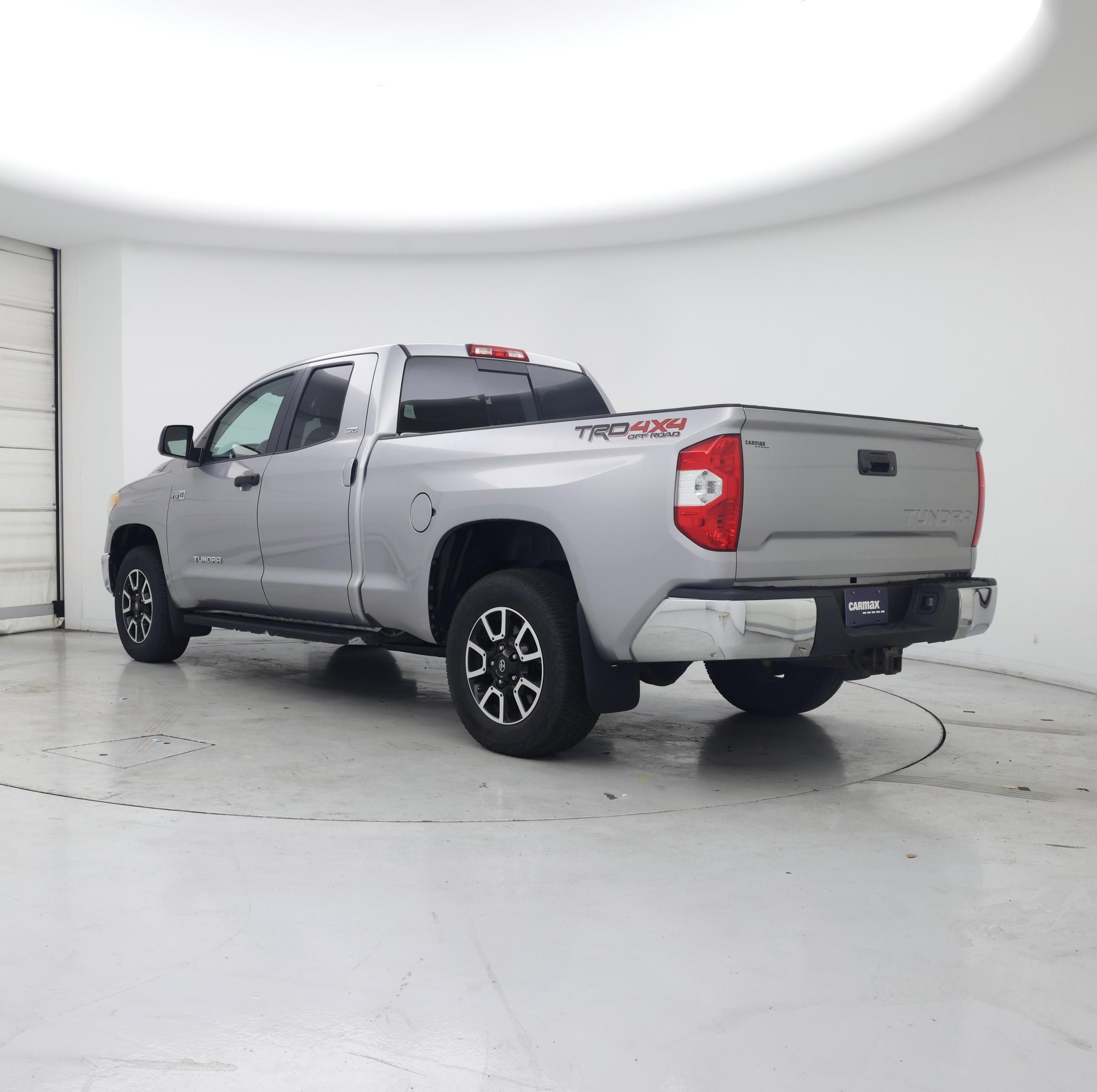 Thumbnail: 2017 Toyota Tundra - 2