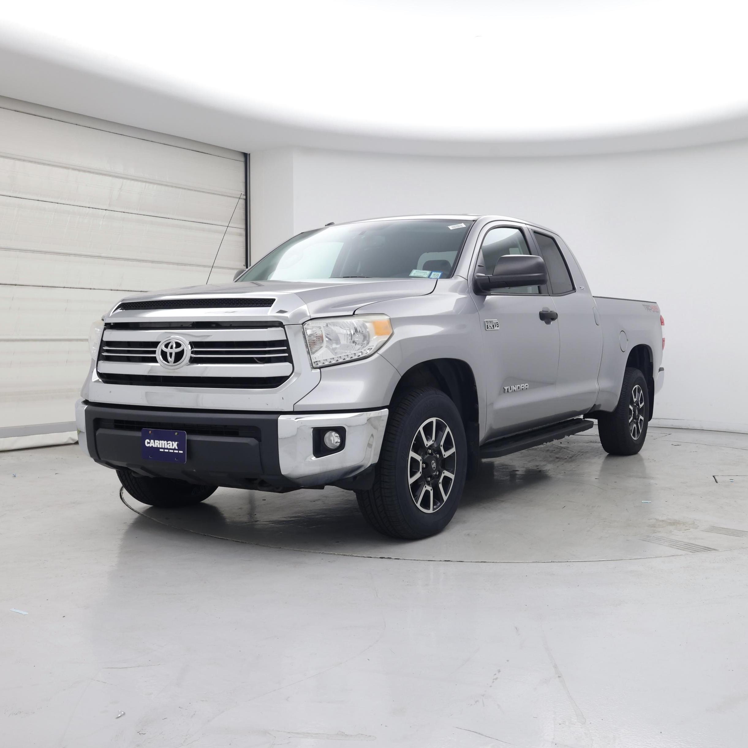 Thumbnail: 2017 Toyota Tundra - 4