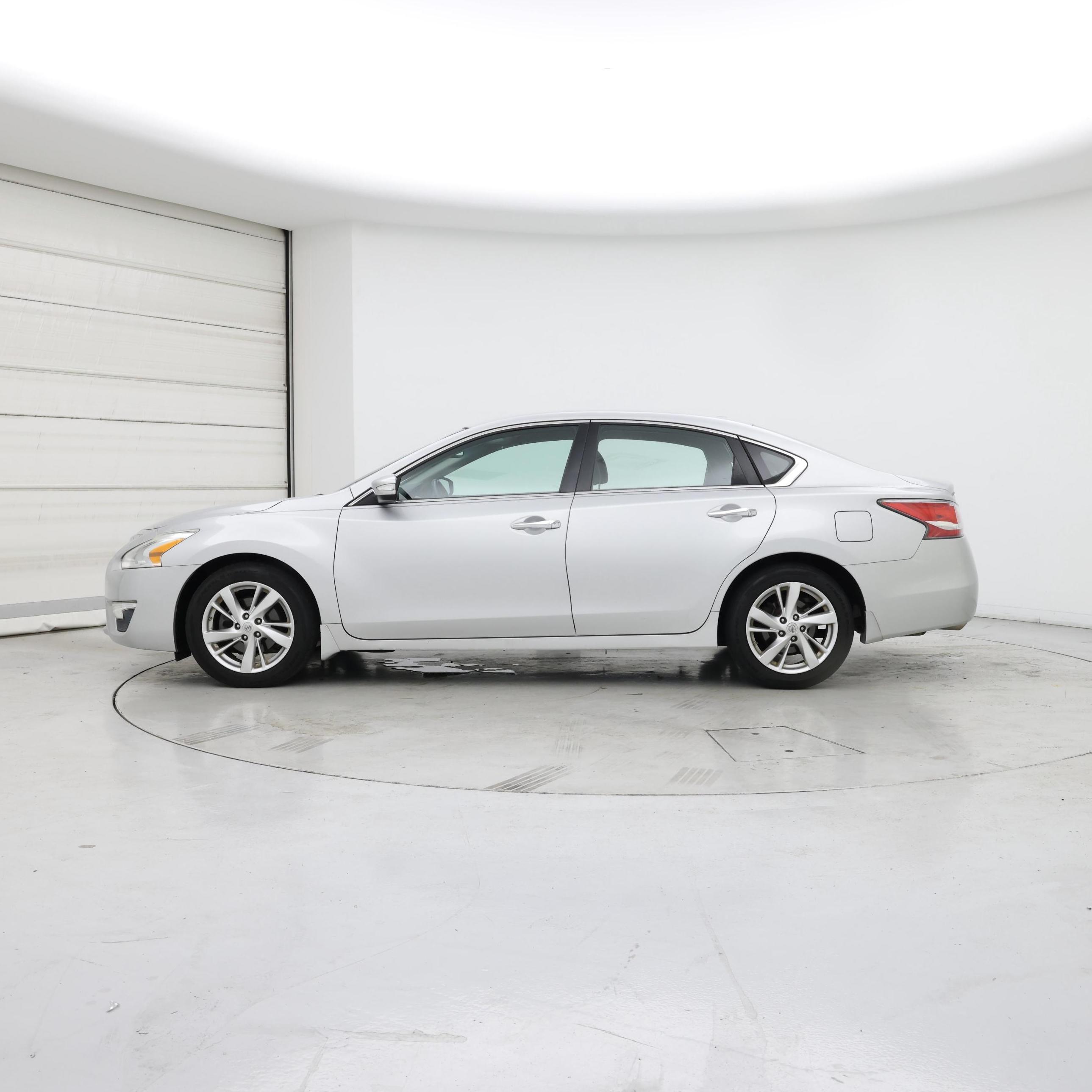 Thumbnail: 2014 Nissan Altima - 3