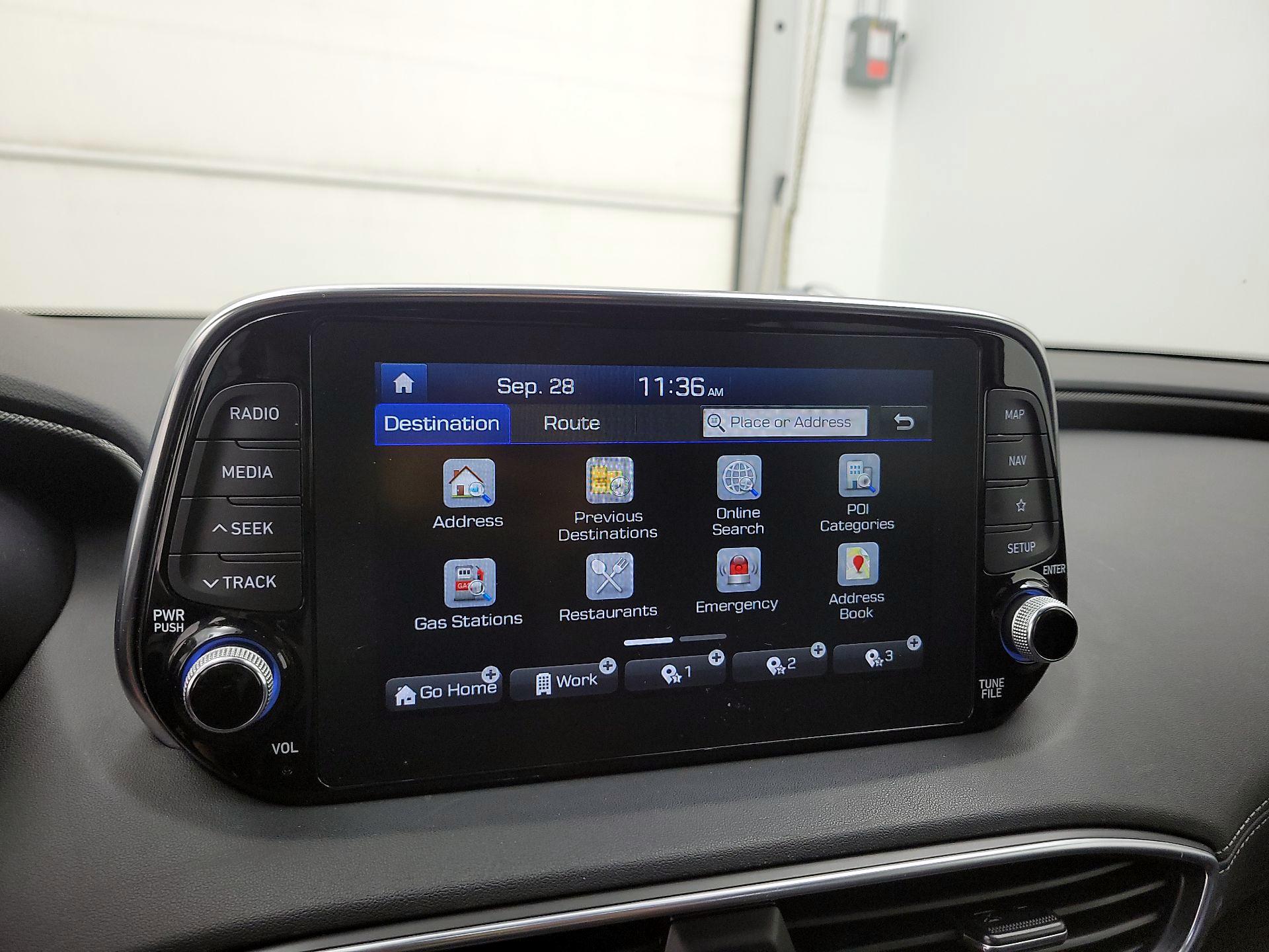 Thumbnail: 2019 Hyundai Santa Fe - 14