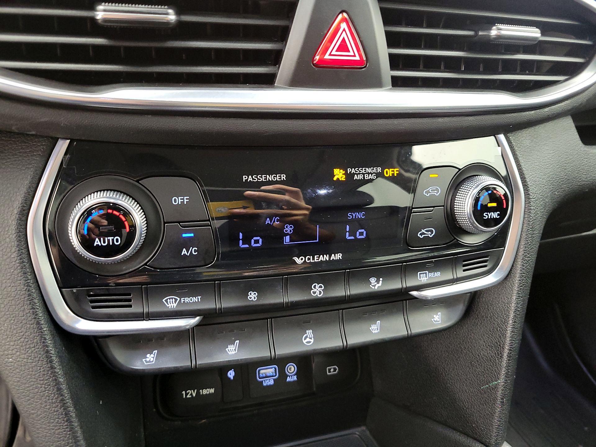 Thumbnail: 2019 Hyundai Santa Fe - 17