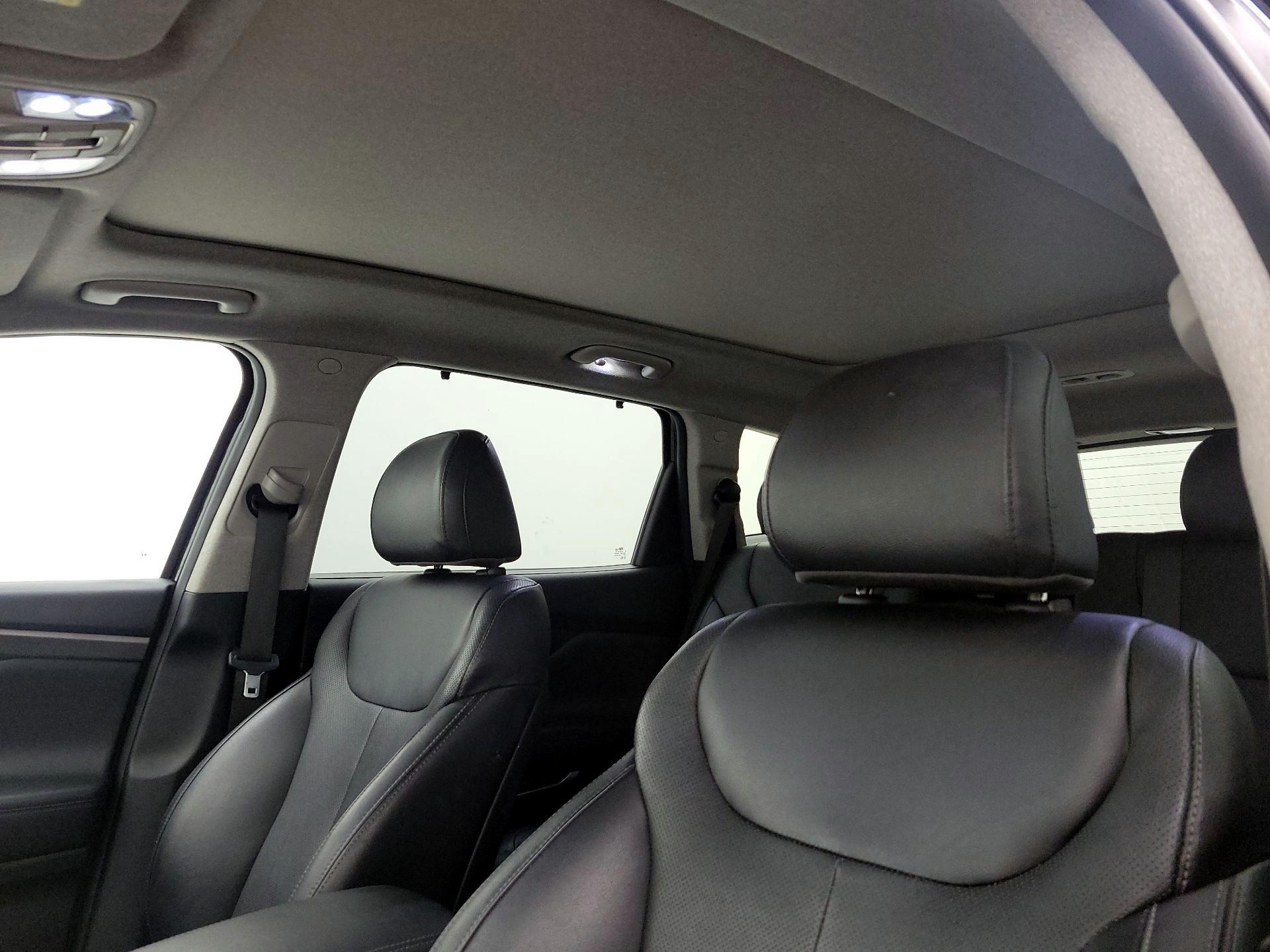 Thumbnail: 2019 Hyundai Santa Fe - 20