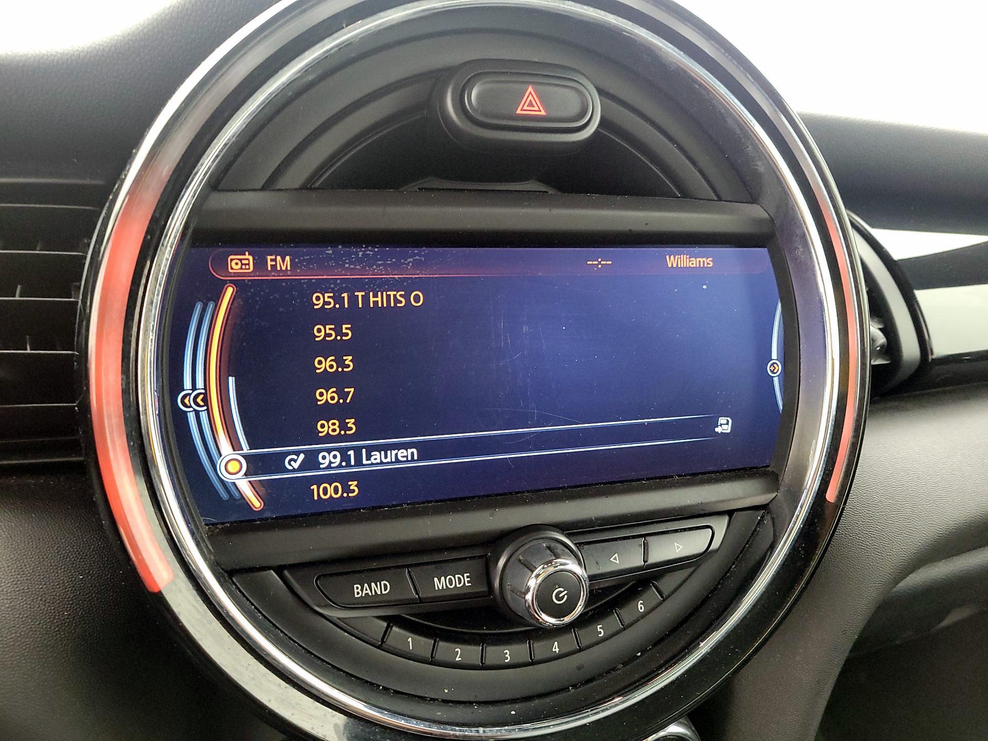Thumbnail: 2015 MINI Cooper Hardtop - 15