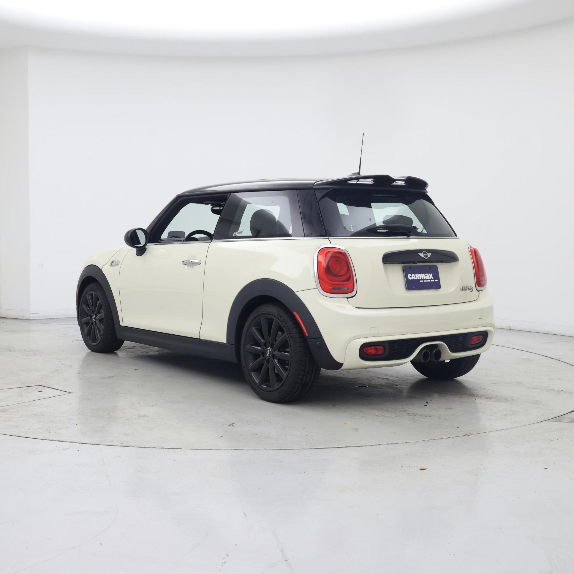 Thumbnail: 2015 MINI Cooper Hardtop - 2