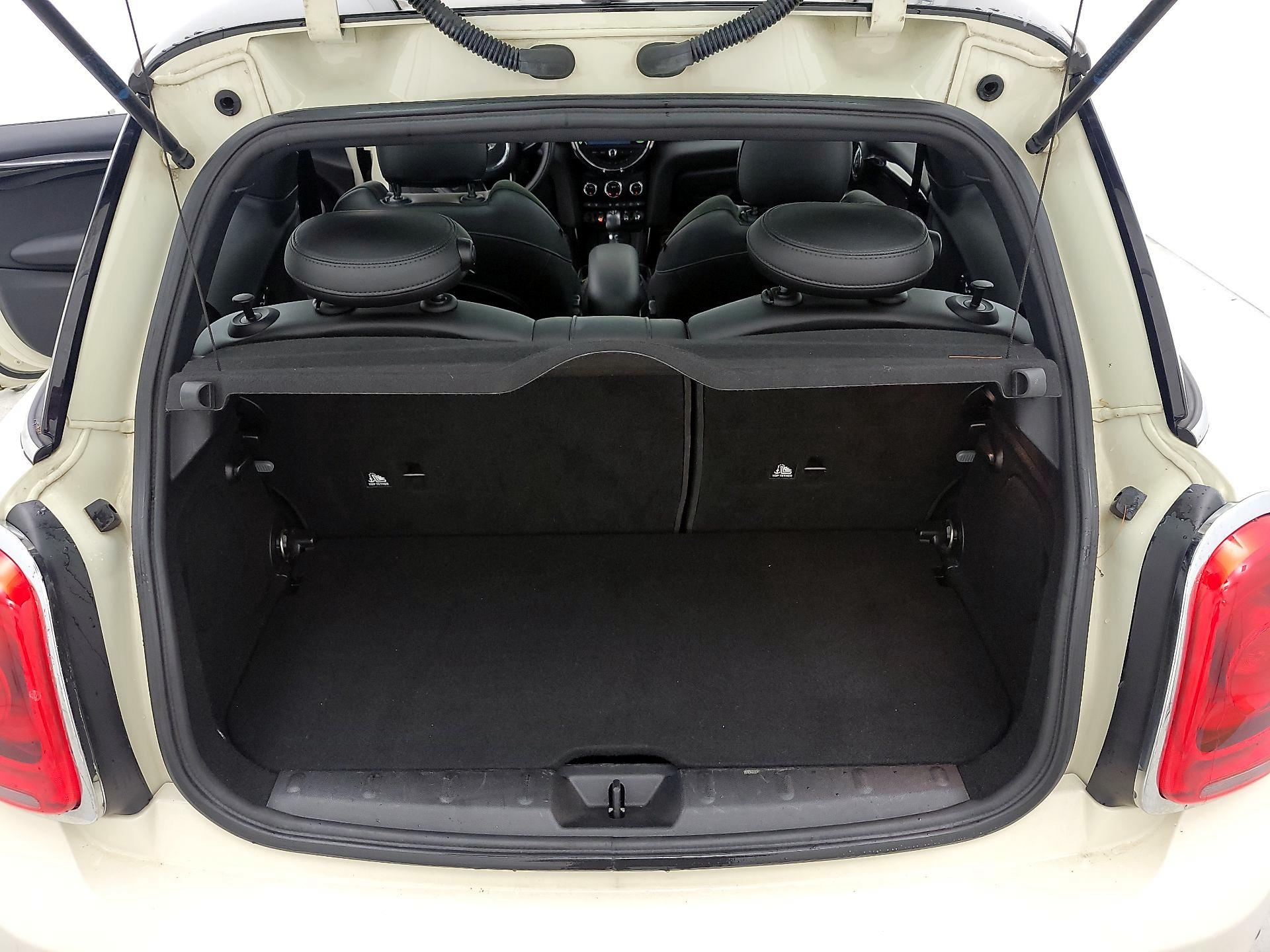 Thumbnail: 2015 MINI Cooper Hardtop - 20