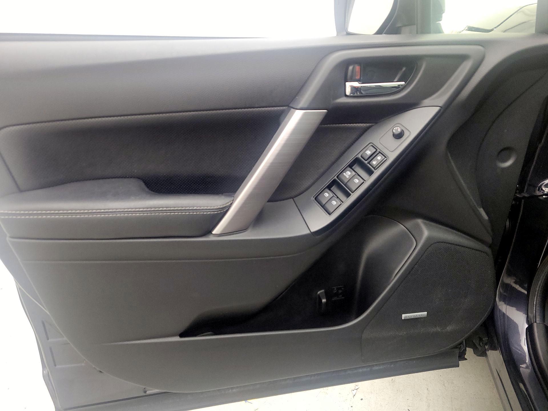 Thumbnail: 2016 Subaru Forester - 12