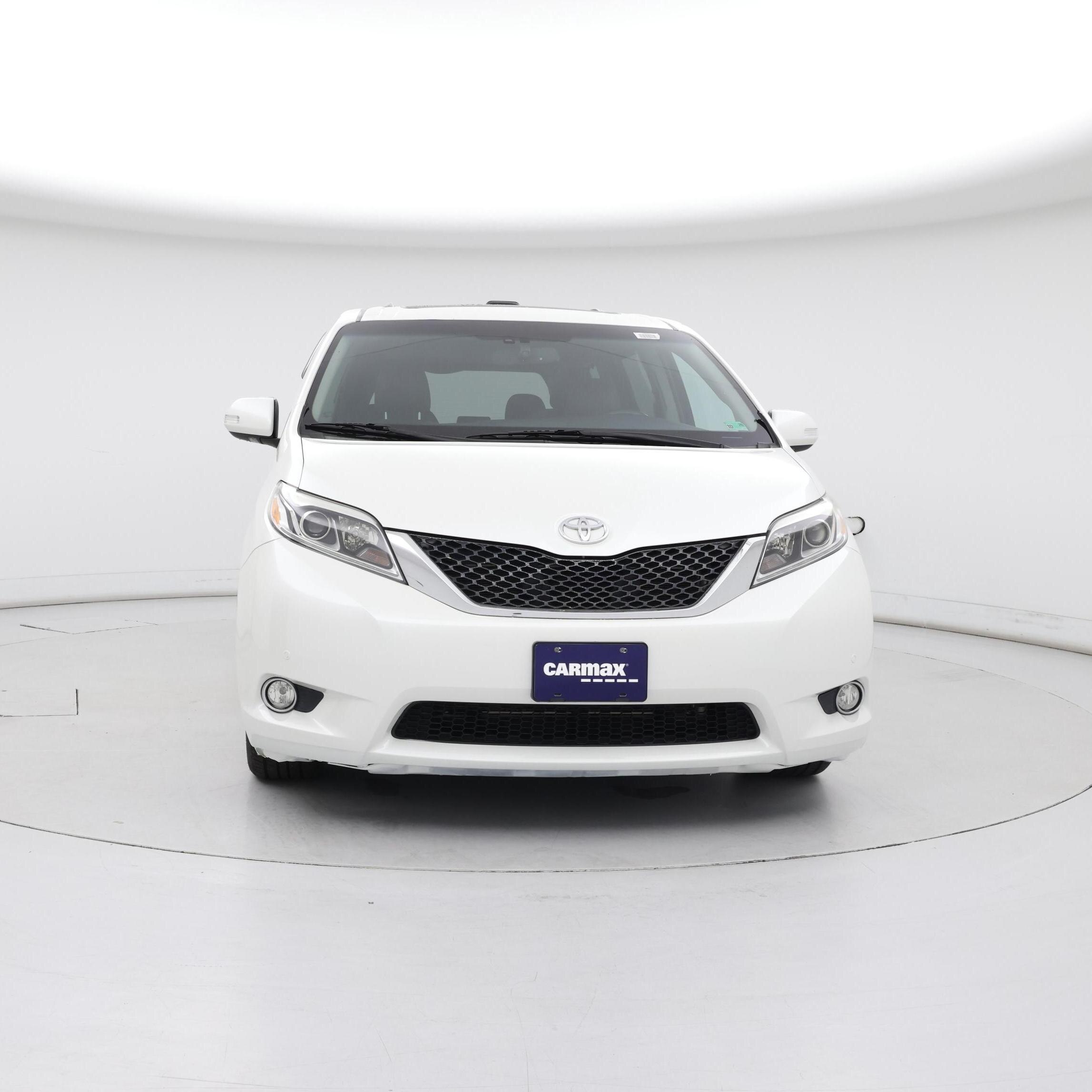 Thumbnail: 2015 Toyota Sienna - 5