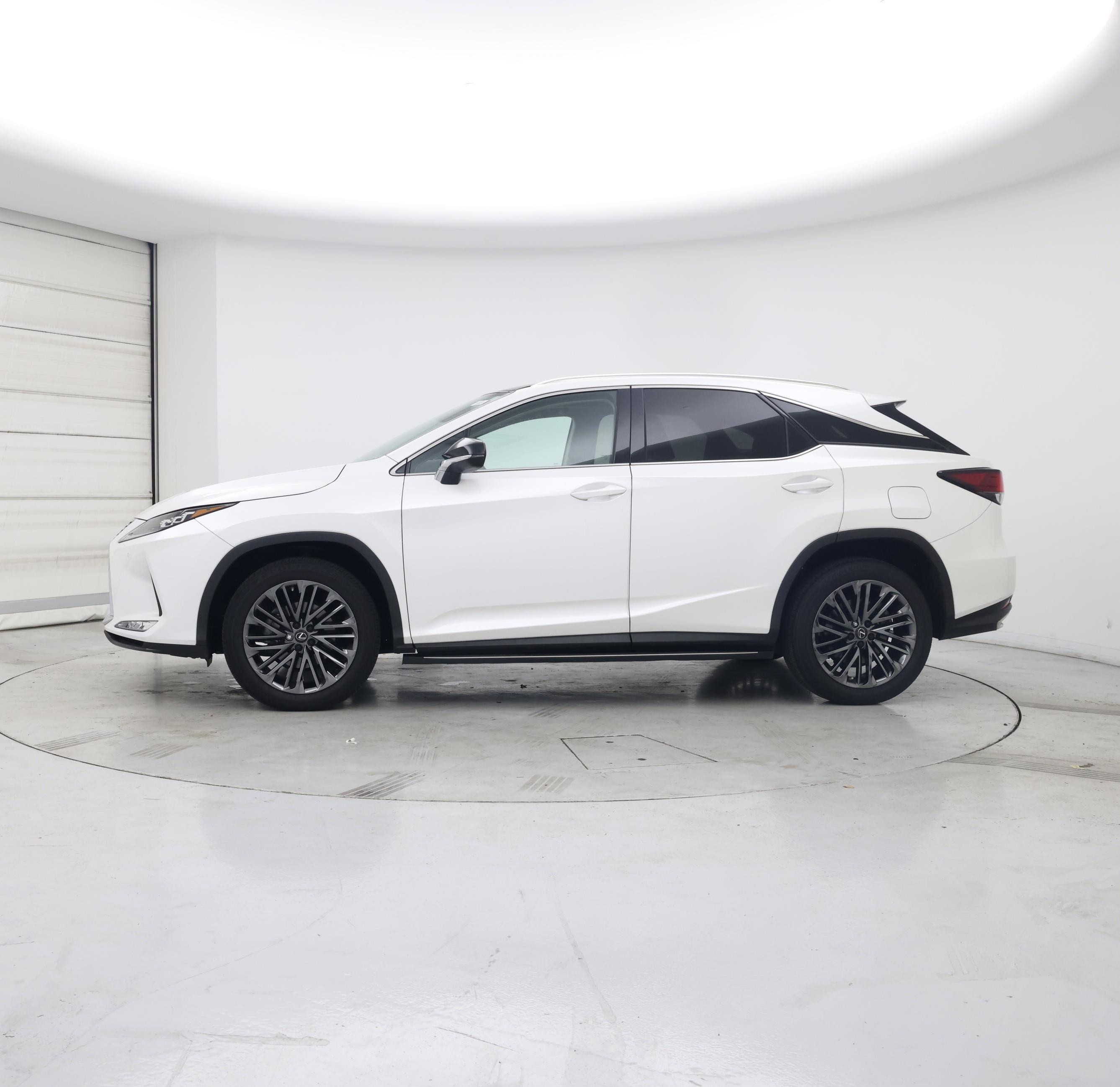 Thumbnail: 2022 Lexus RX - 3
