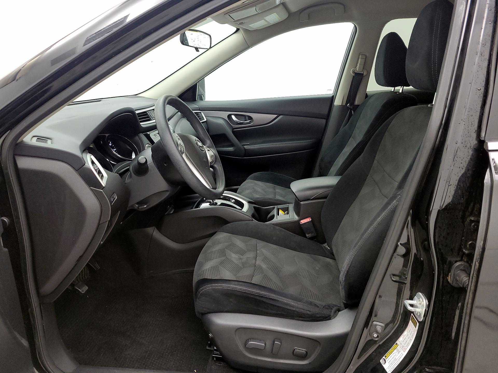 Thumbnail: 2015 Nissan Rogue - 11