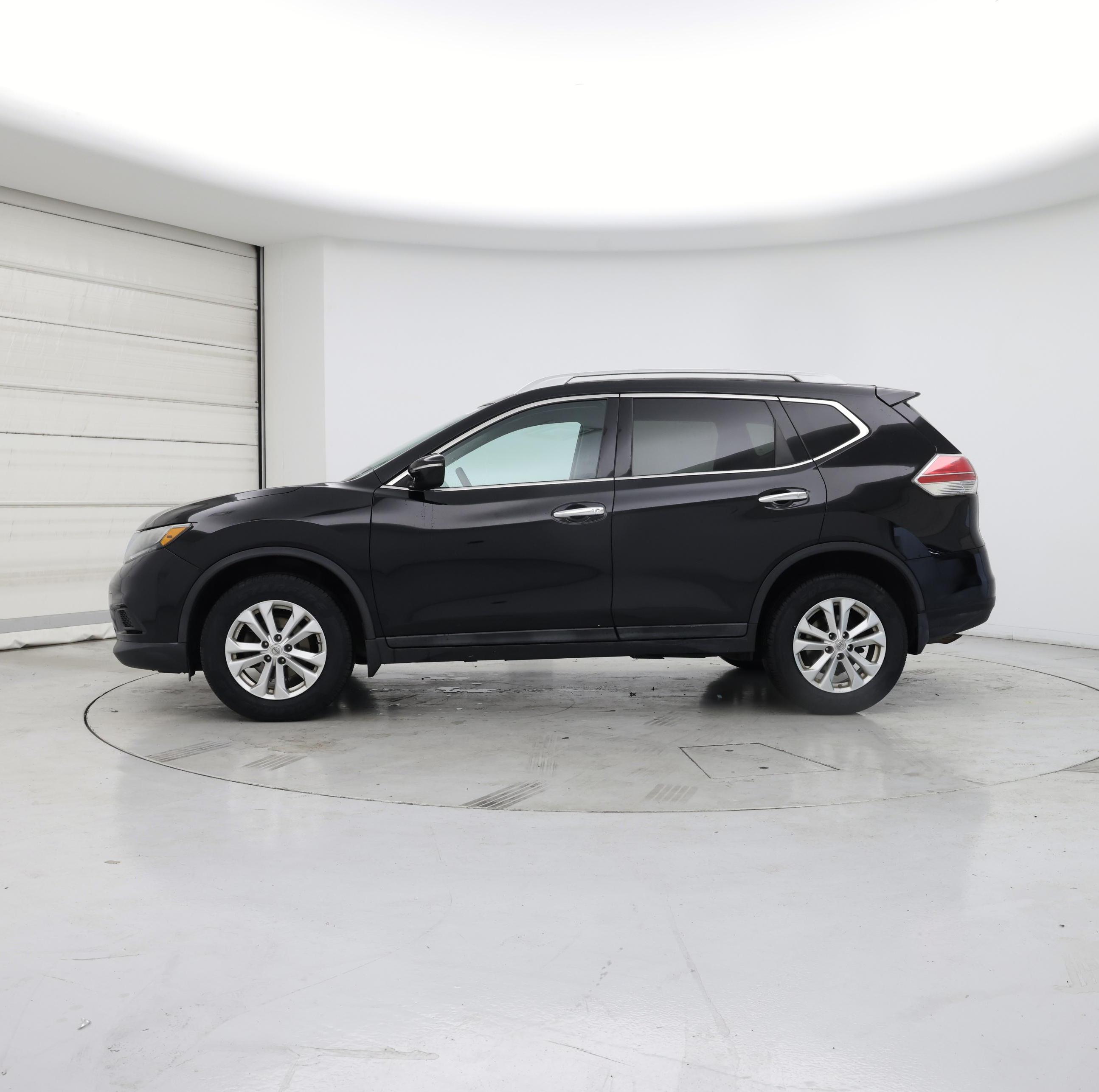 Thumbnail: 2015 Nissan Rogue - 3