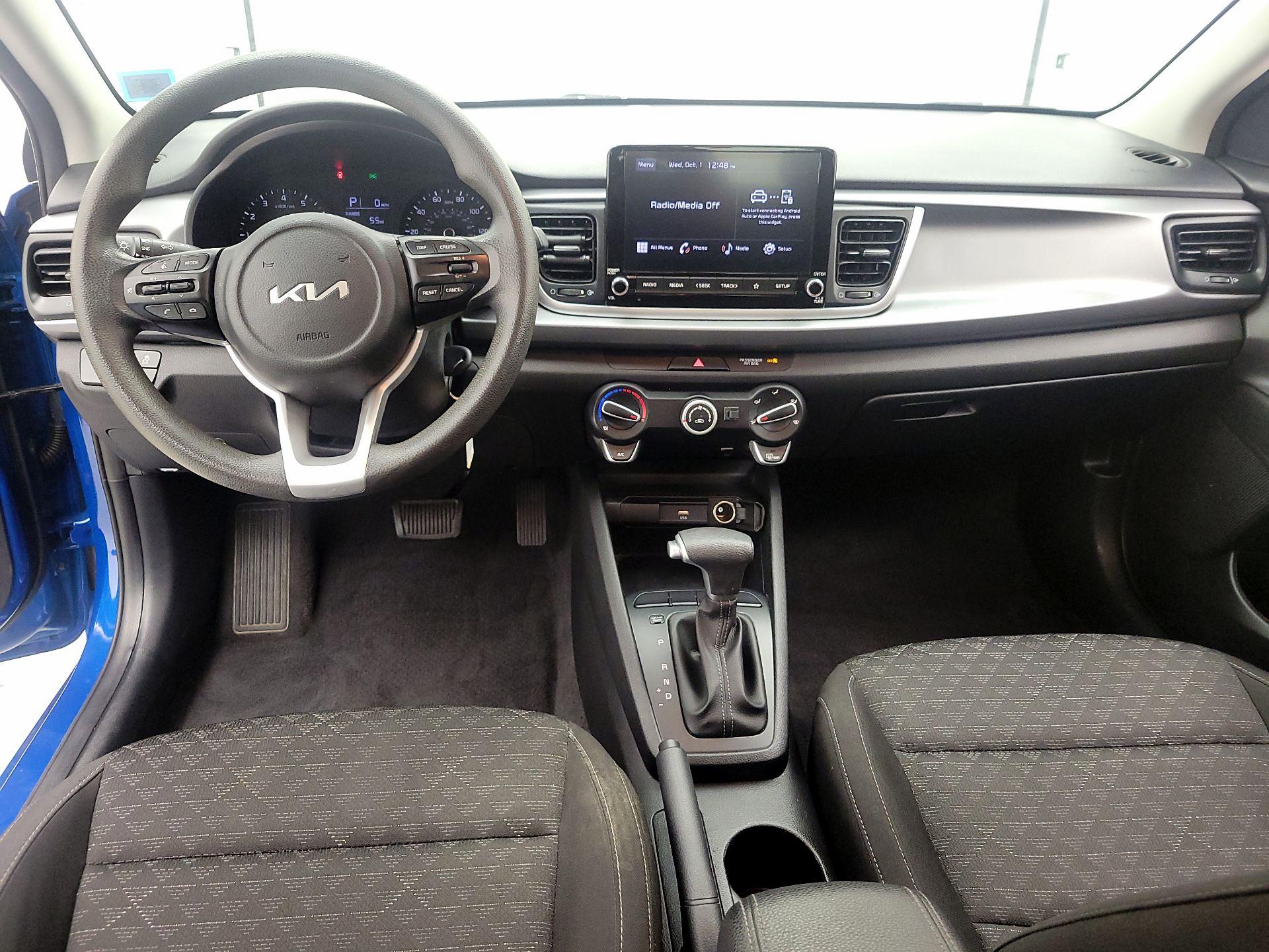 Thumbnail: 2023 Kia Rio - 9