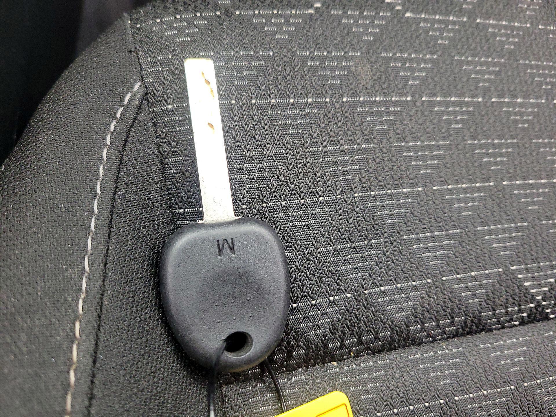 Thumbnail: 2023 Kia Rio - 20