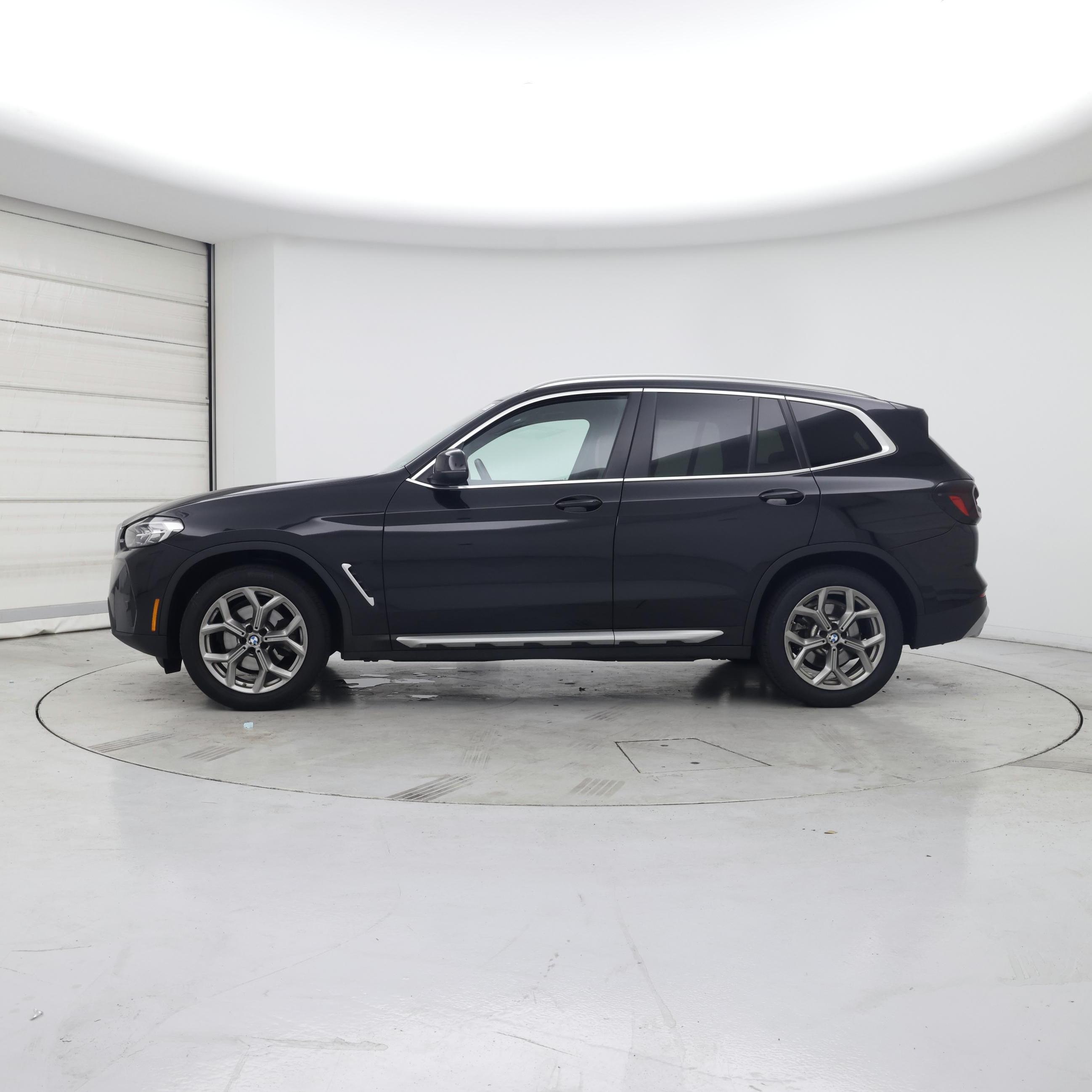 Thumbnail: 2023 BMW X3 - 3