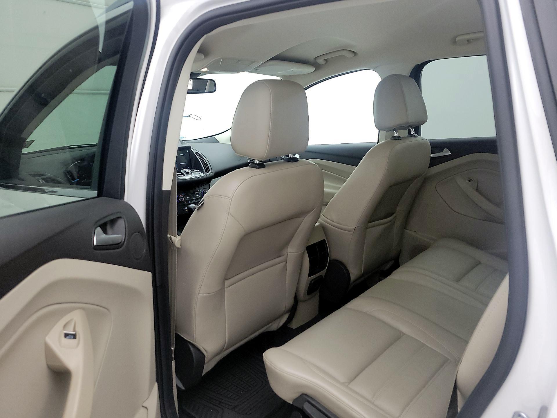 Thumbnail: 2017 Ford Escape - 20