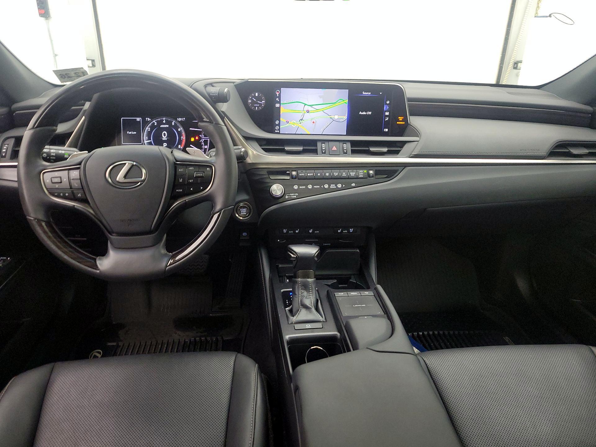 Thumbnail: 2021 Lexus ES - 9